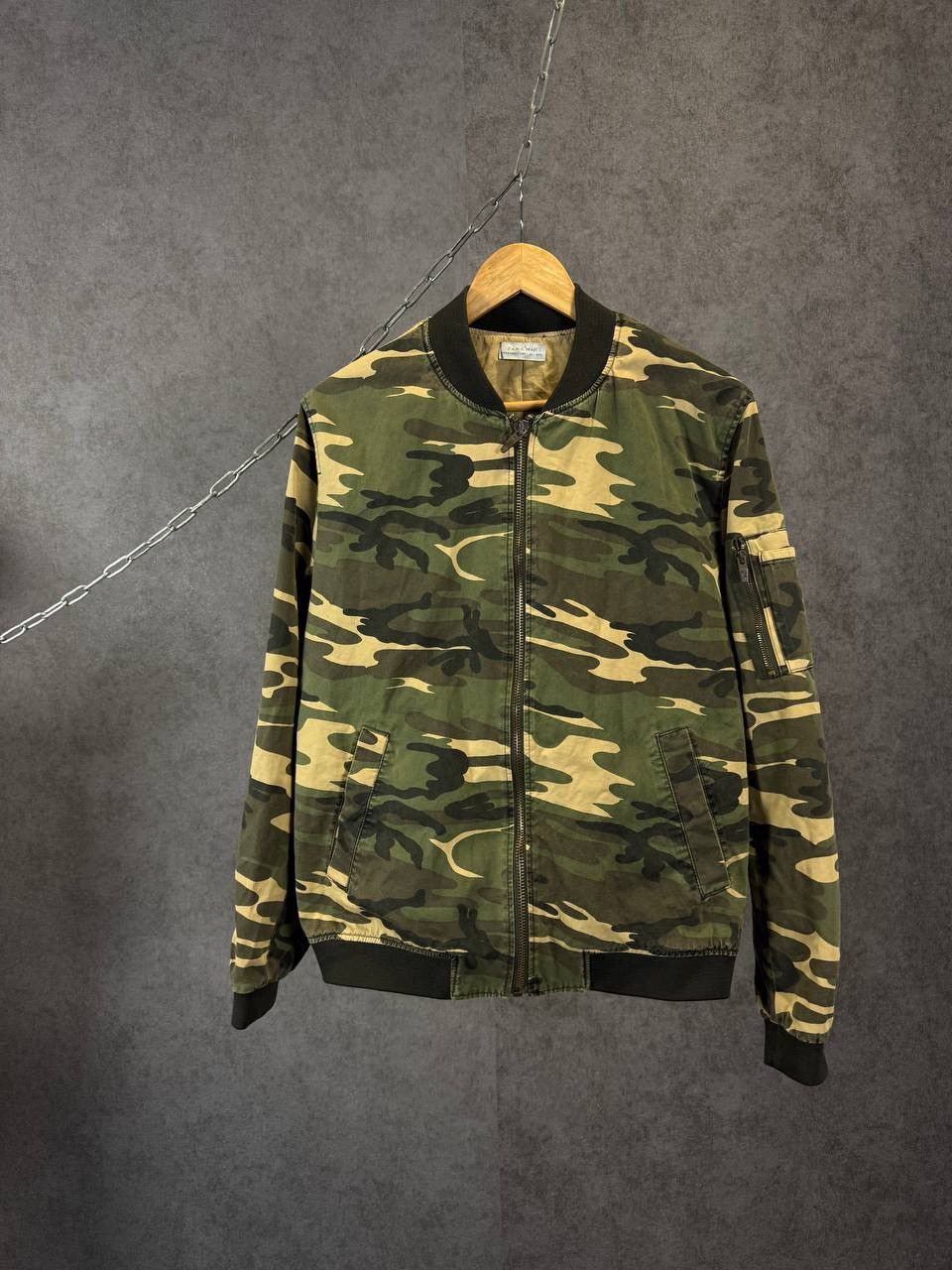 Zara Zara Man camo military bomber jacket Size US L / EU 52-54 / 3 - 1 Thumbnail