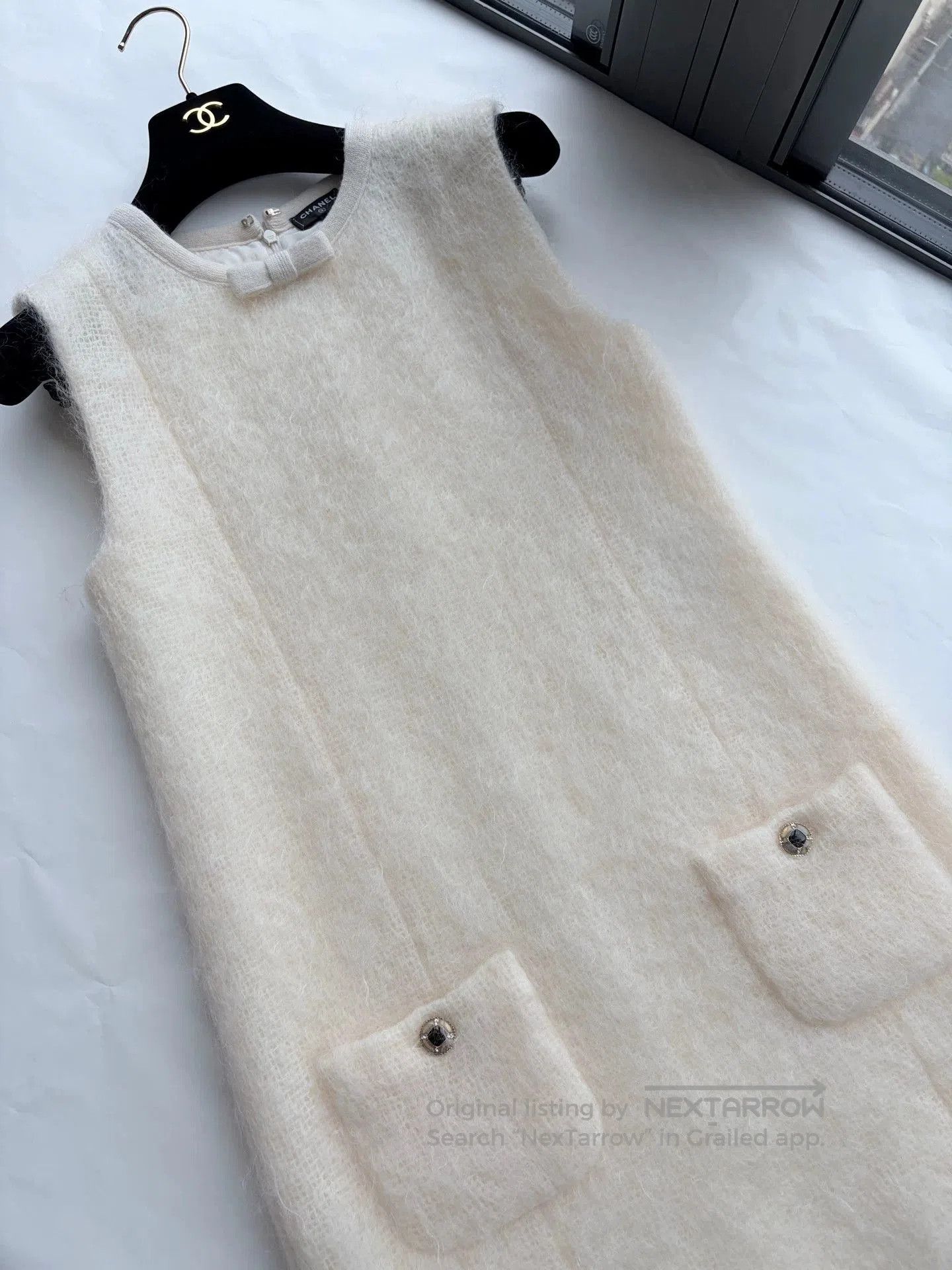 Chanel Chanel Sleeveless Mohair Bow Dress. Size M / US 6-8 / IT 42-44 - 2 Thumbnail