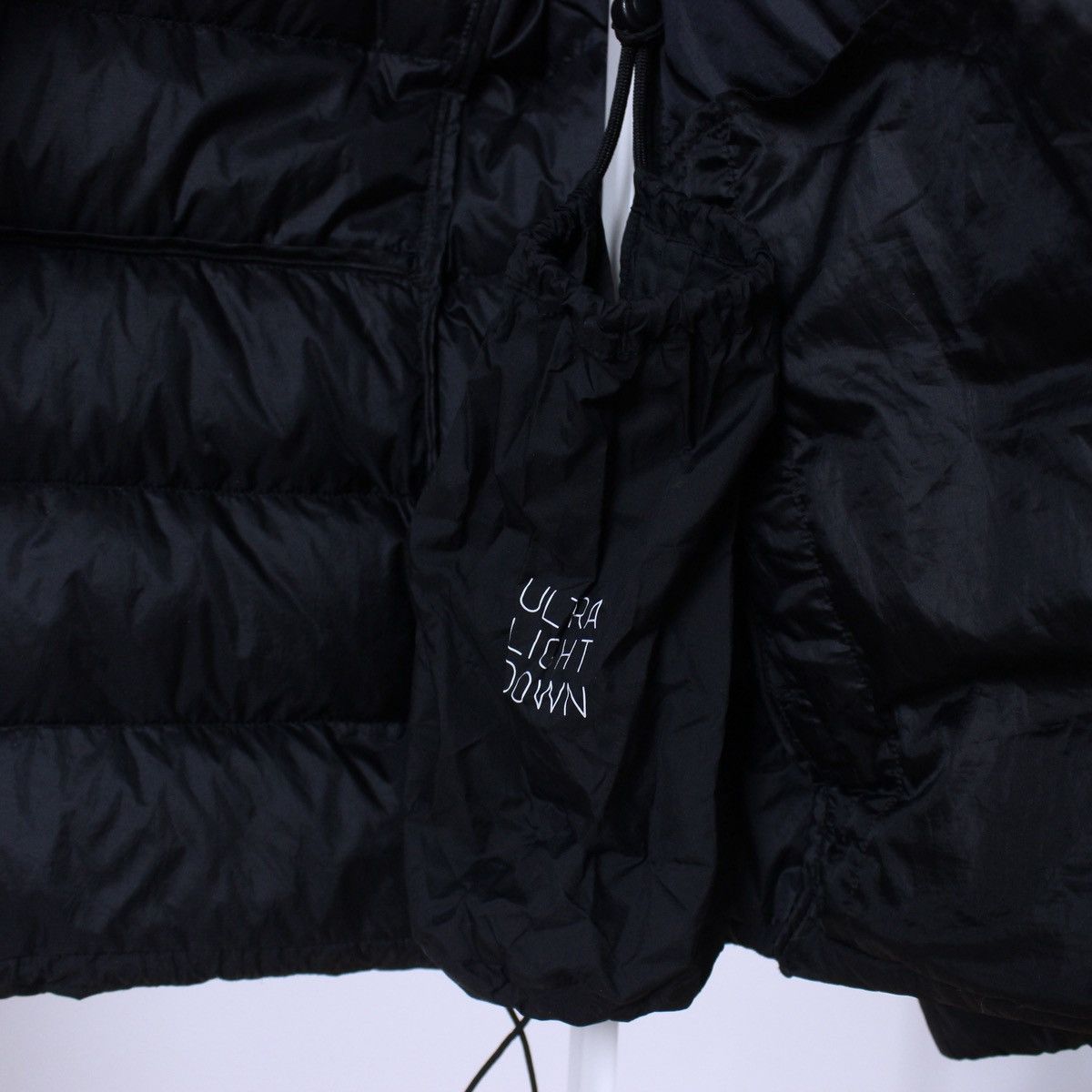 Uniqlo Uniqlo Ultra Light Down Jacket Size M / US 6-8 / IT 42-44 - 7 Thumbnail