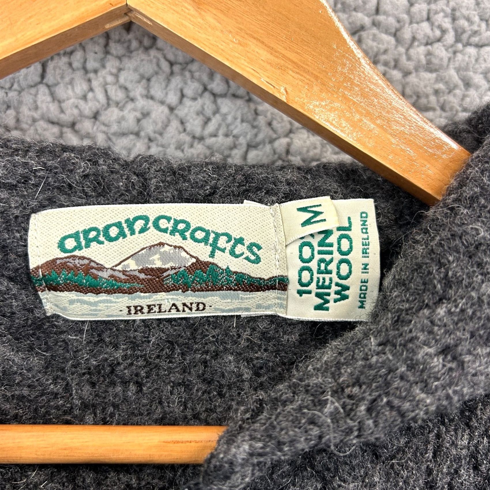 Vintage Aran Crafts Hooded Irish Cable-Knit Merino Wool Sweater Green Full Zip Women’s M Size M / US 6-8 / IT 42-44 - 3 Thumbnail