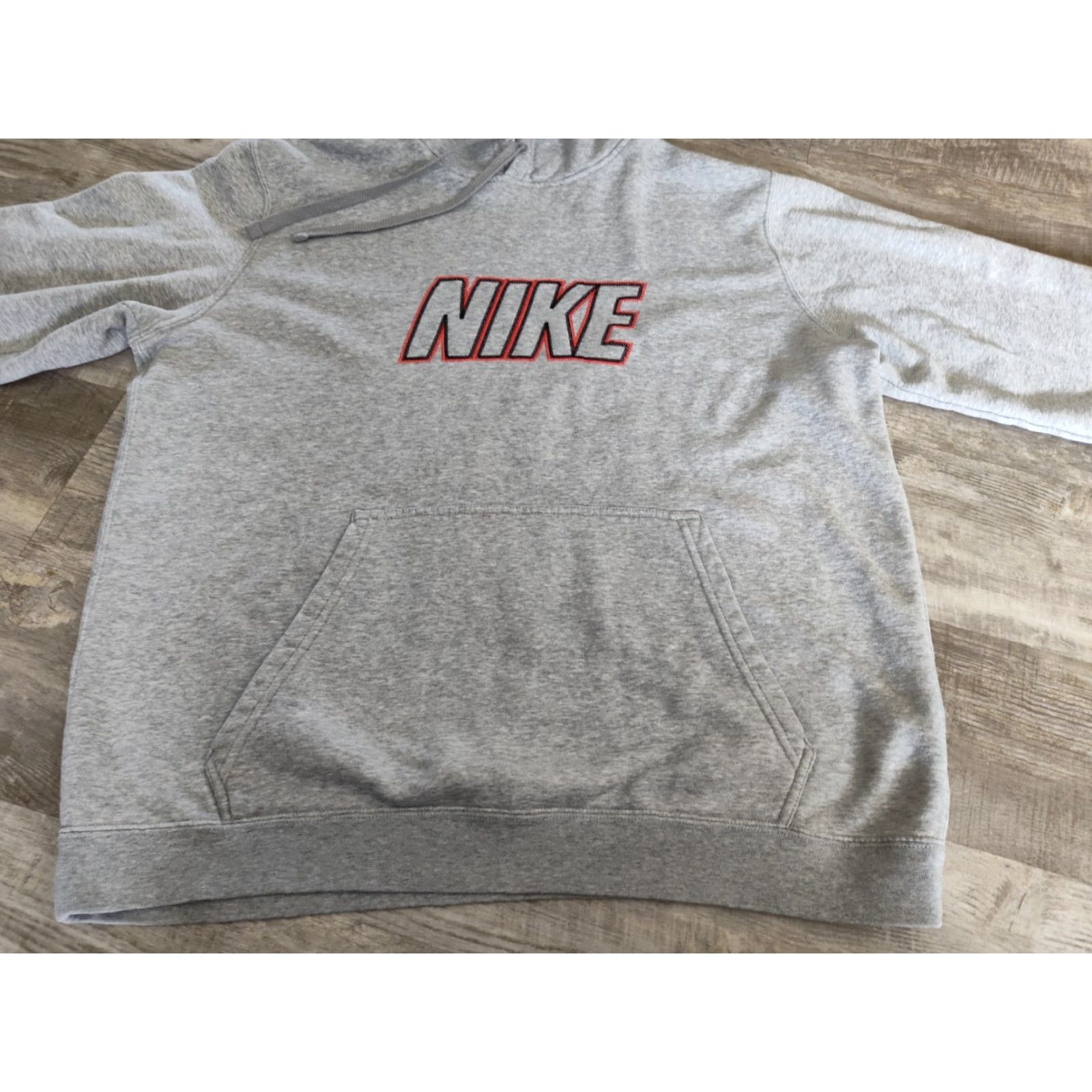 Nike VINTAGE Nike Hoodie Mens Large Gray Spell Out Logo Pullover Sweatshirt Y2K Size US L / EU 52-54 / 3 - 5 Thumbnail