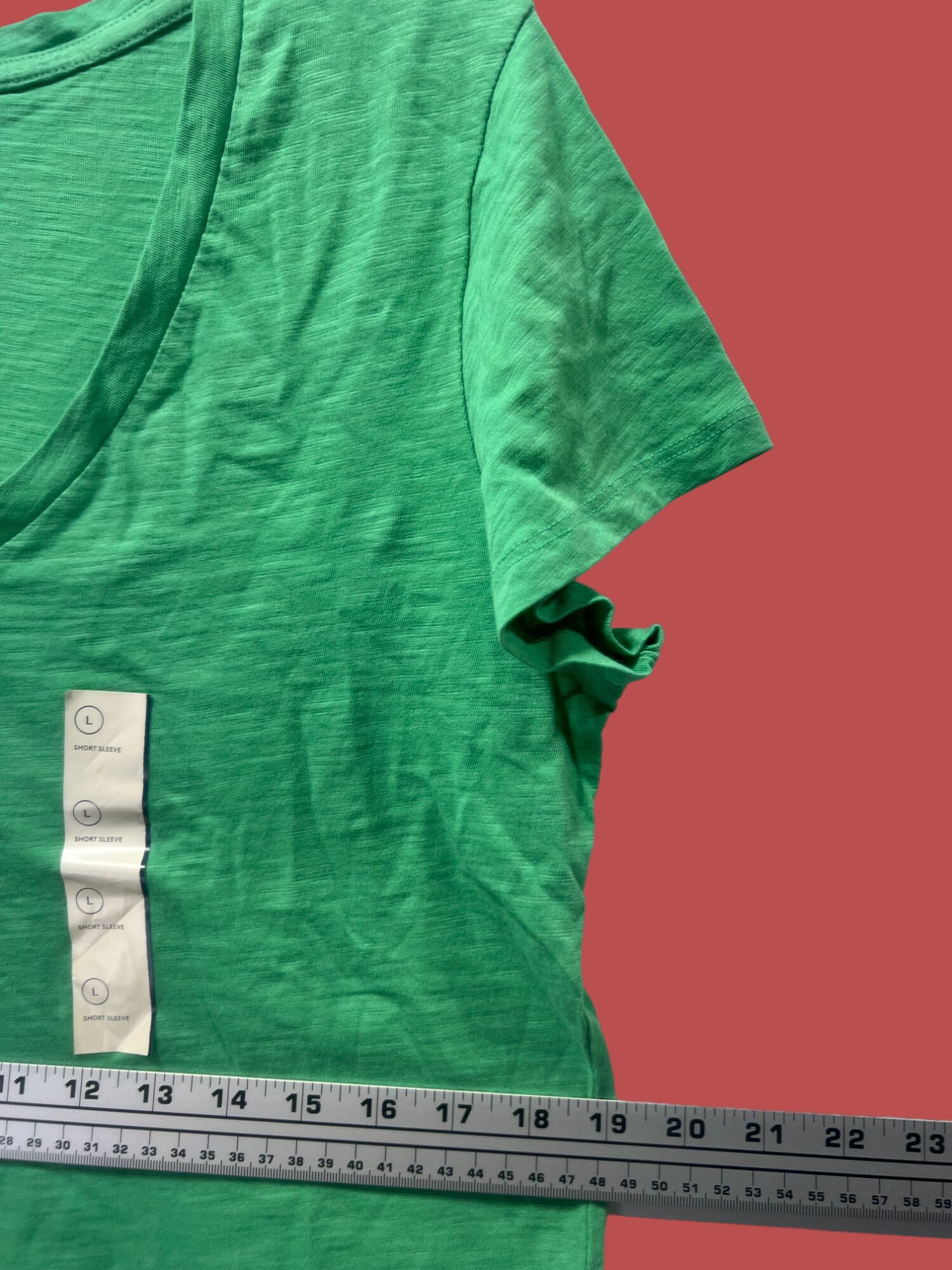 Other Universal Thread - Women's Fitted V-Neck Short Sleeve T-Shir Size L / US 10 / IT 46 - 6 Thumbnail