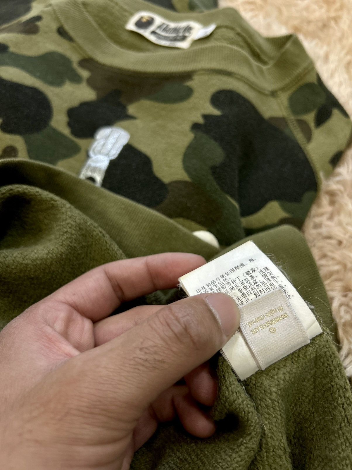 Bape 💥CRAZY💥 BAPE SHARK 1ST CAMO CREWNECK SWEATSHIRT Size US M / EU 48-50 / 2 - 19 Thumbnail