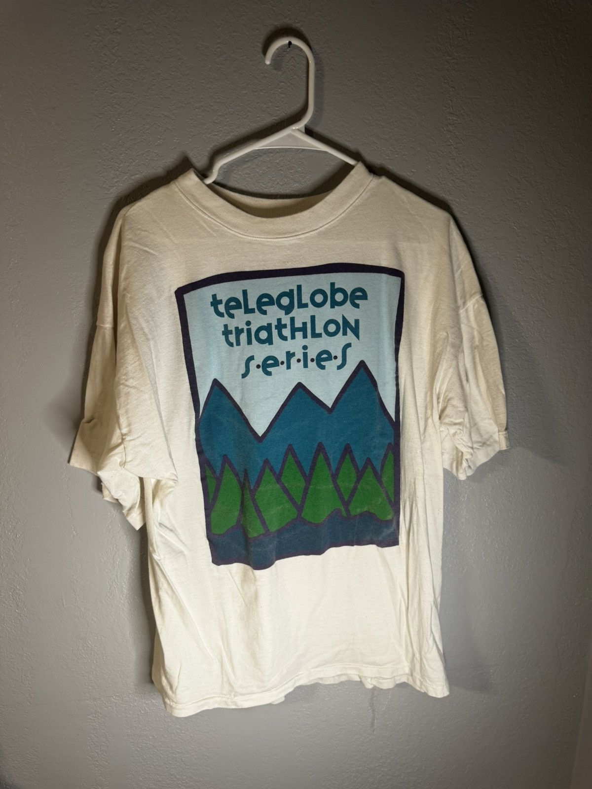 Vintage Vintage 1992 Triathlon Tee Size US XL / EU 56 / 4 - 1 Thumbnail