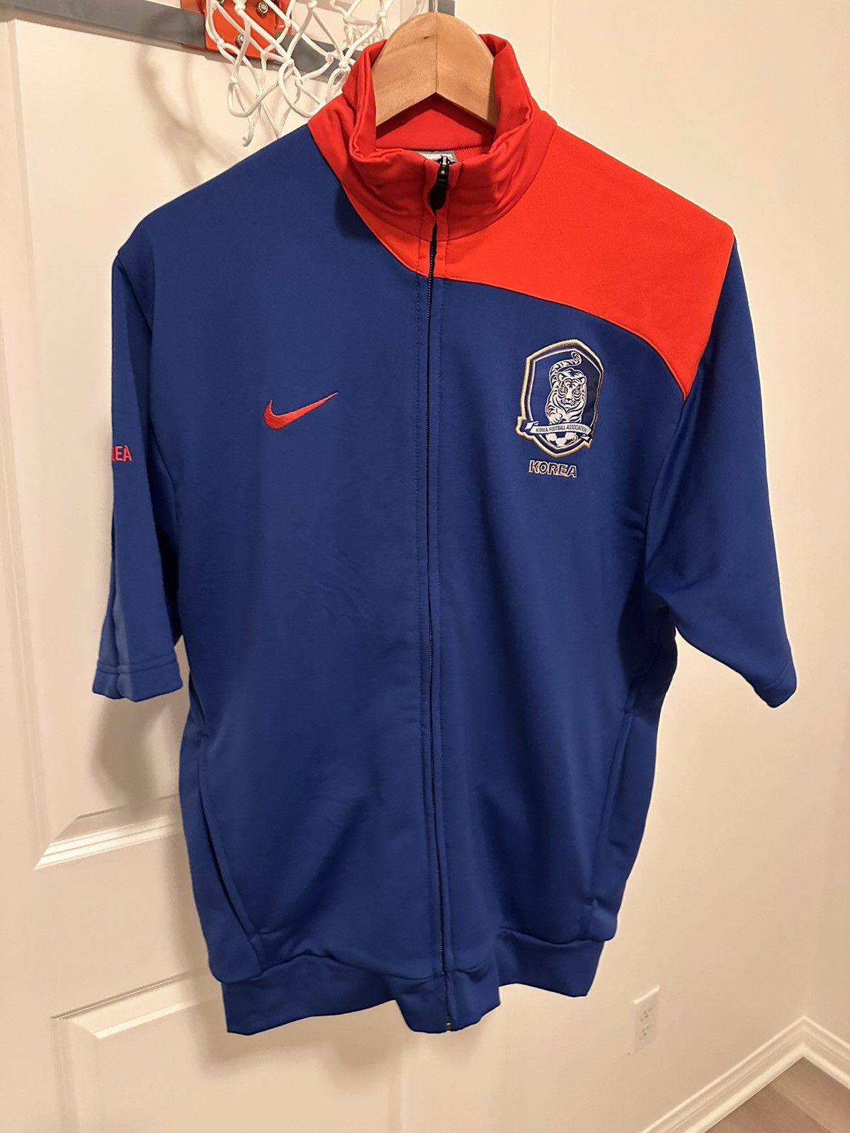 Nike 2008-09 South Korea Nike S/S Track Jacket Size US L / EU 52-54 / 3 - 1 Thumbnail