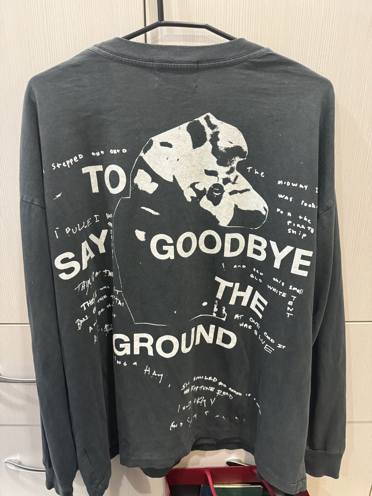 Enfants Riches Deprimes Say Goodbye To The Ground