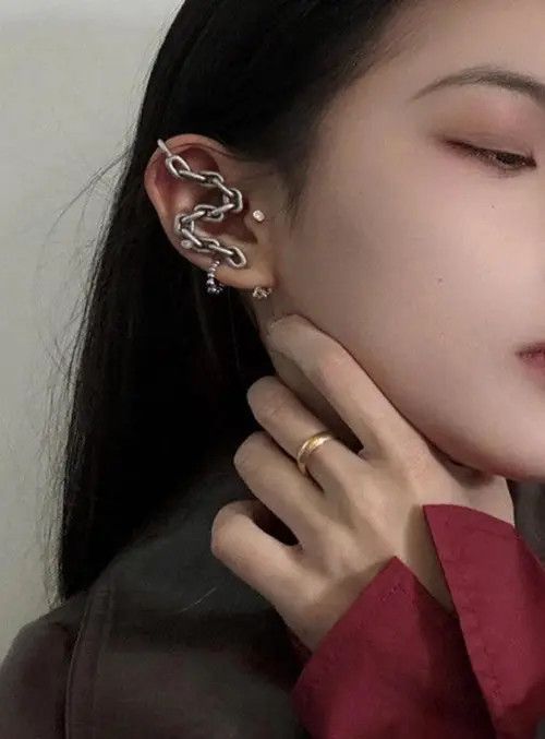Jewelry Silver Dragon Ear Cuff - Unique Accessory Size ONE SIZE - 3 Thumbnail
