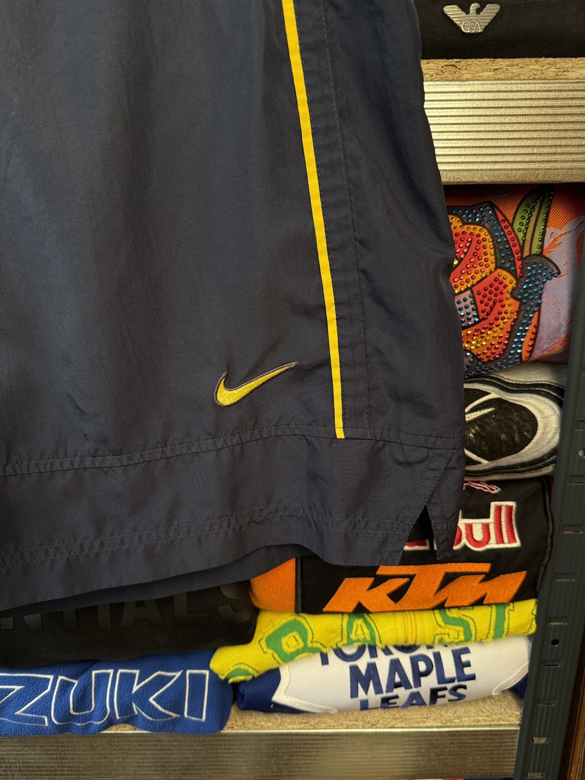 Nike × Vintage Vintage 90s Nike Arsenal Football shorts Rare Retro Hype Y2K Size US 34 / EU 50 - 3 Thumbnail