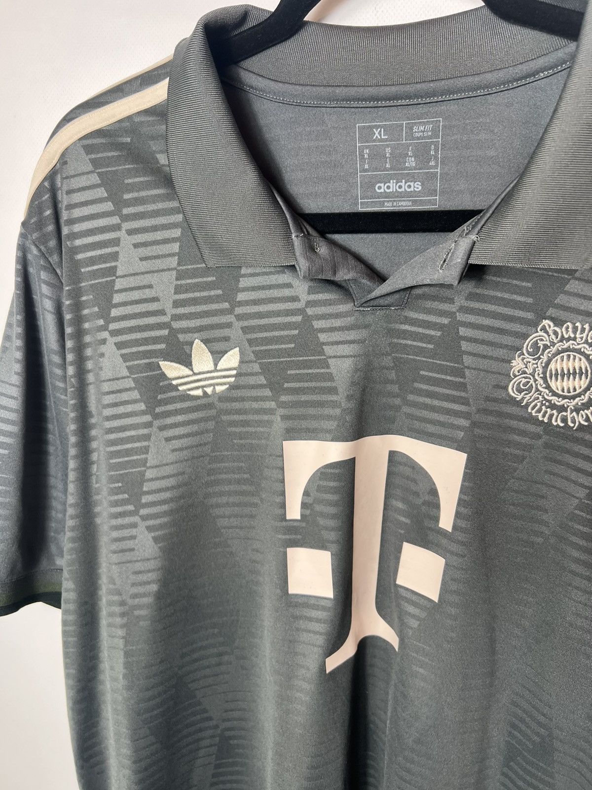 Adidas Adidas Fc Bayern Munich 24 Oktoberfest soccer football tee Size US XL / EU 56 / 4 - 5 Thumbnail