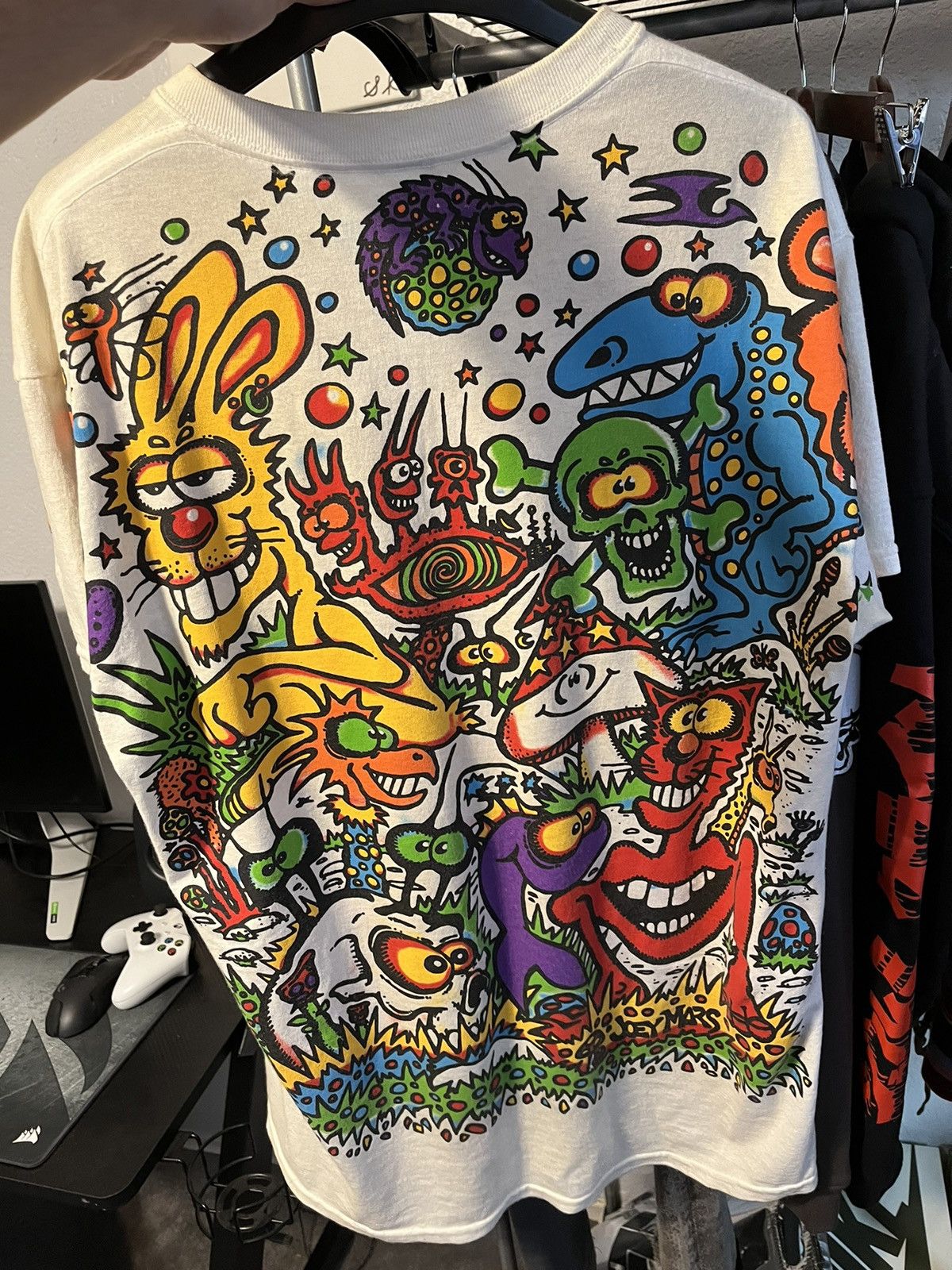 VINTAGE MONSTER GRAPHIC TSHIRT