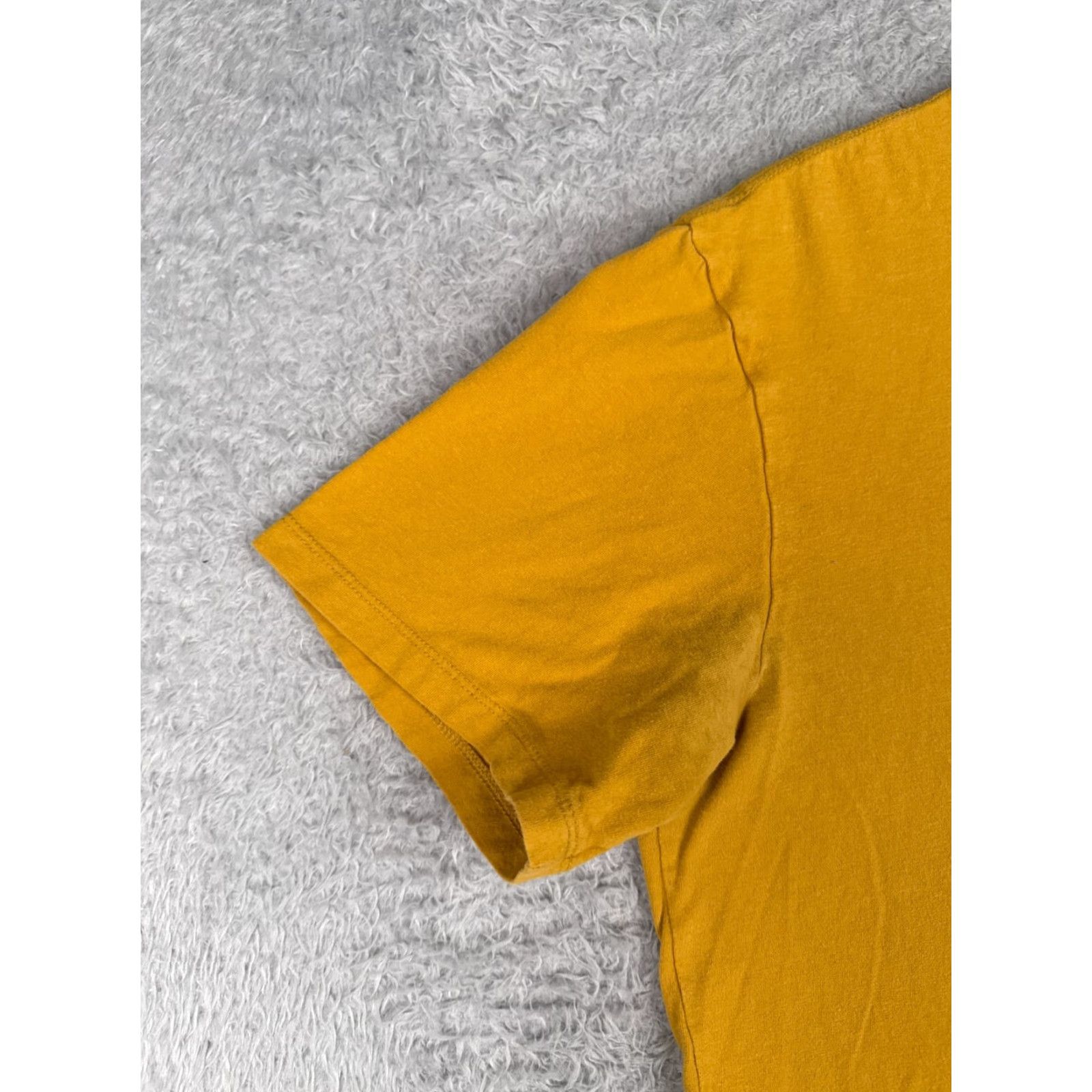 The North Face The North Face Shirt Men Medium Yellow Short Sleeve Logo Cotton Breathable All Seasons Mens Size US M / EU 48-50 / 2 - 3 Thumbnail