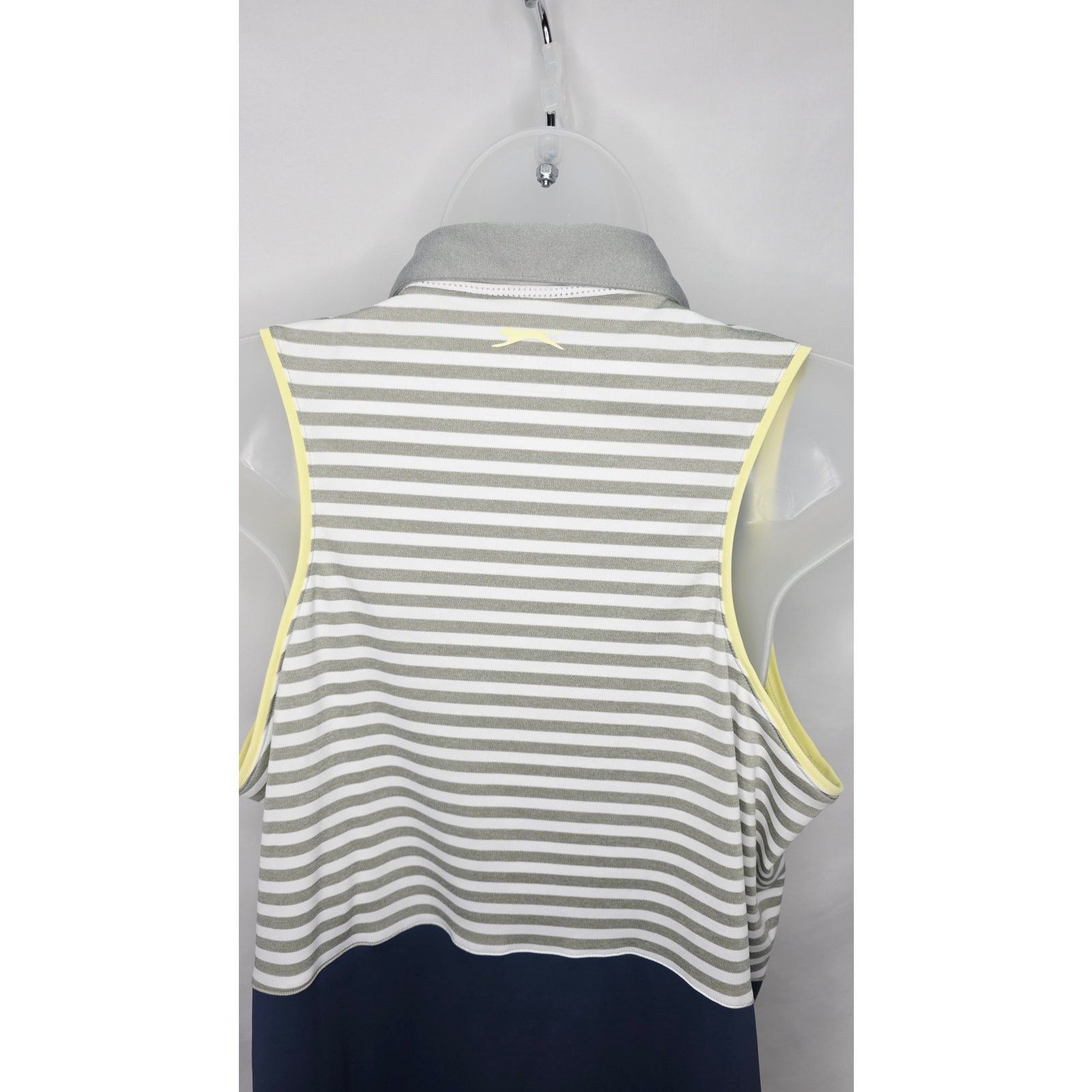 Other Slazenger Golf Sleeveless Gray Striped Top Size XL Size XL / US 12-14 / IT 48-50 - 8 Thumbnail