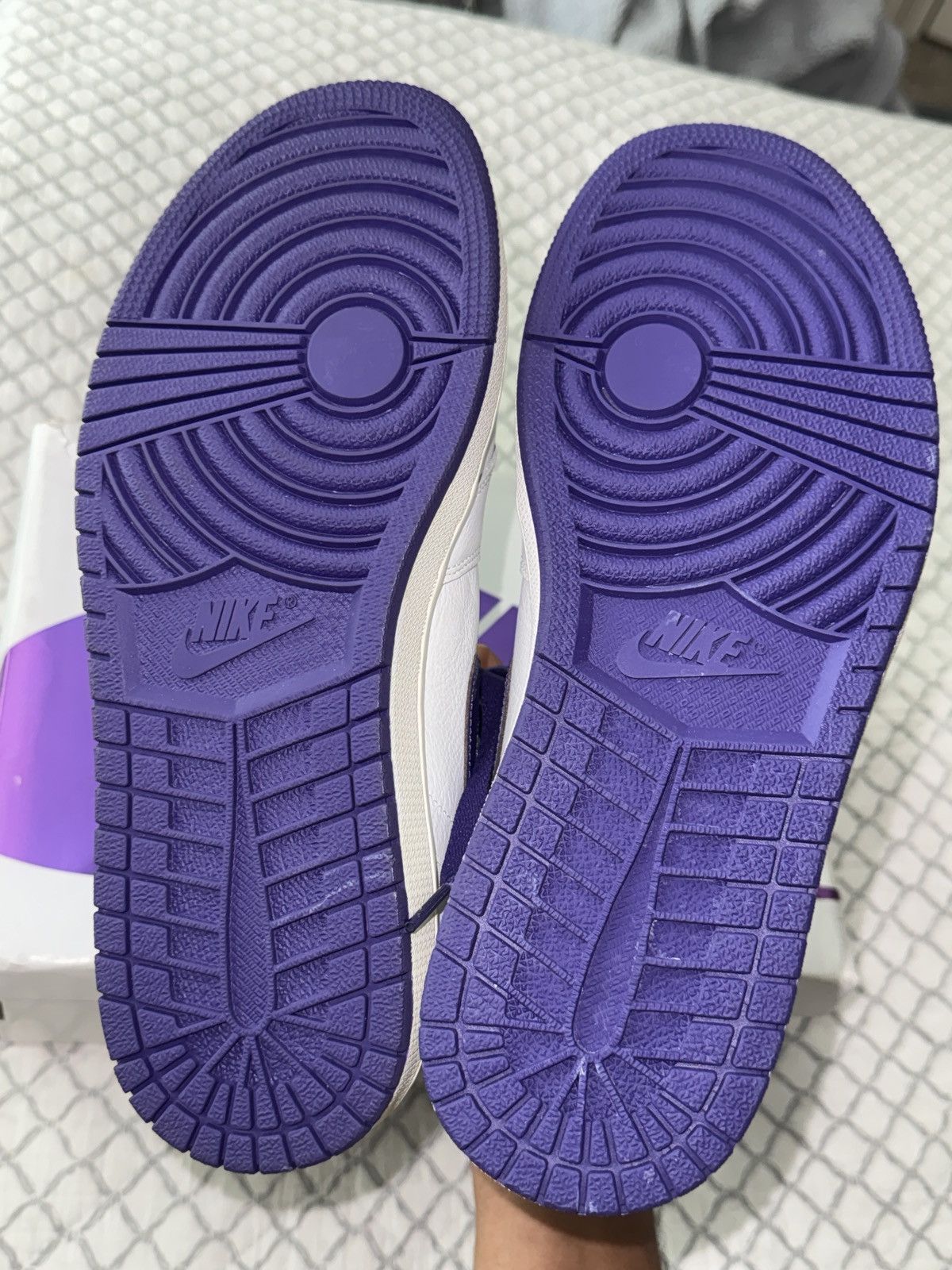 Jordan Brand Jordan 1 Retro High ‘ Court Purple women’s ’ Size US 11.5 / IT 41.5 - 5 Thumbnail
