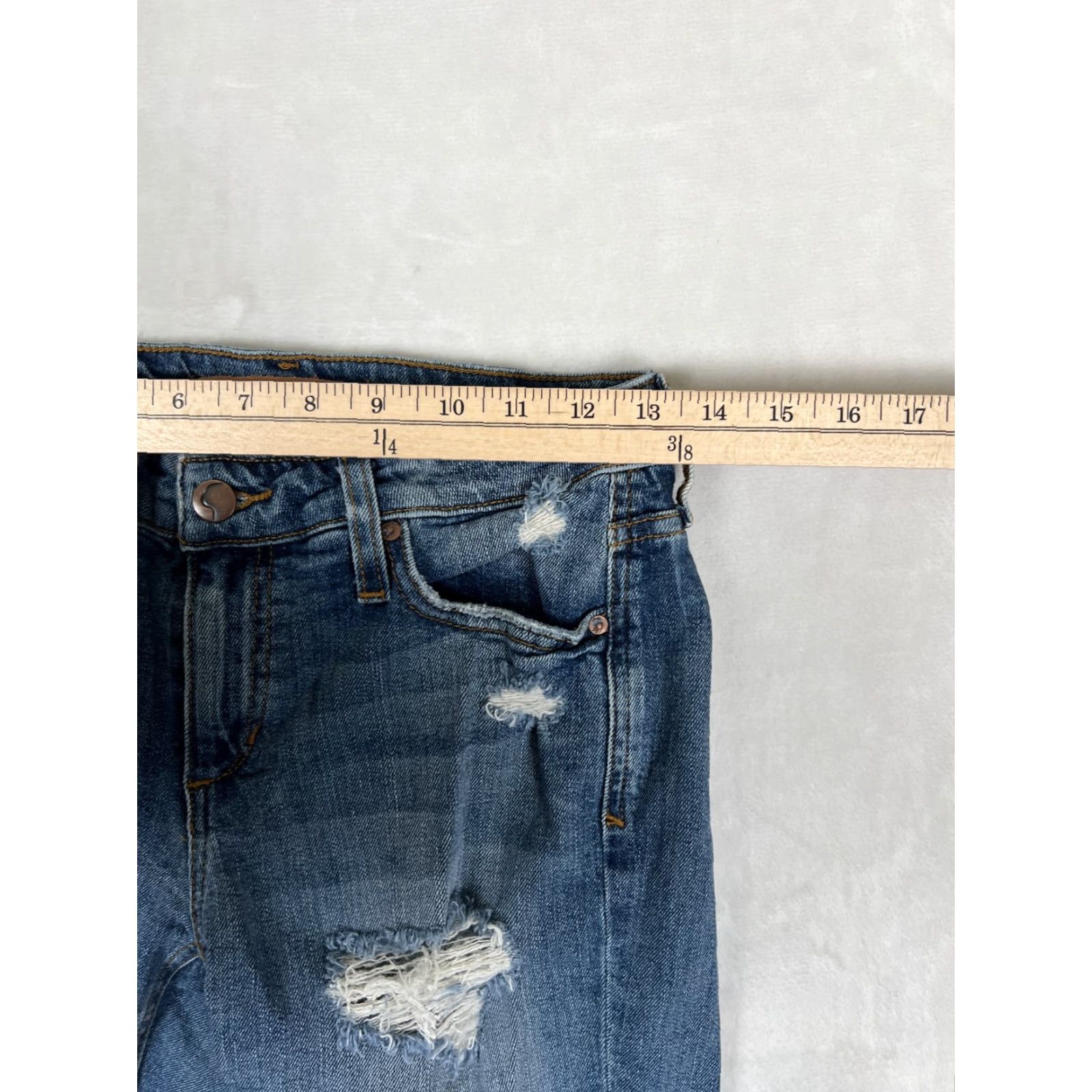 Vintage Joe's Jeans Billie Crop Boyfriend Jeans Womens 23 Blue Distressed Denim Size 40" / US 18 - 3 Thumbnail