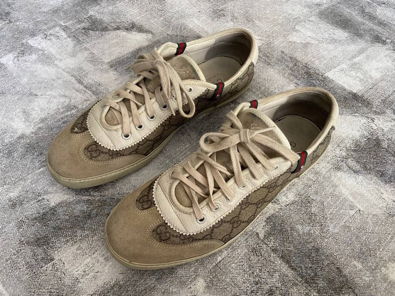 Gucci Gucci Monogram Print Leather Low Top Sneakers Size US 9 / EU 42 - 2 Thumbnail