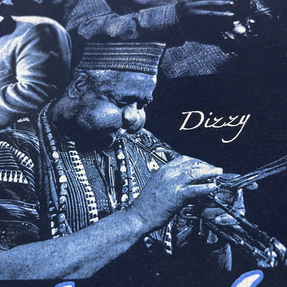 Band Tees × Vintage Vintage Y2K Miles Trane Dizzy Bird Tee Jazz saxophonist Size US XL / EU 56 / 4 - 4 Thumbnail