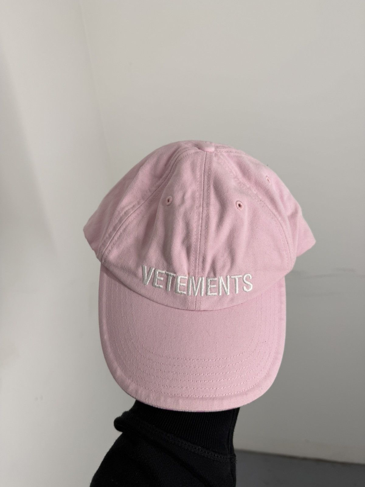 Reebok × Vetements Vetements x Reebok Pink Cap Size ONE SIZE - 2 Thumbnail