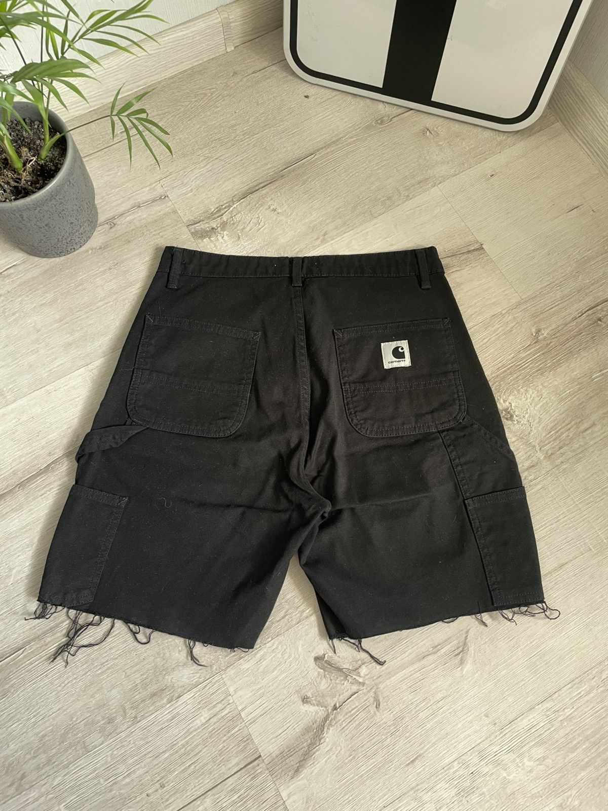 Carhartt Wip Rare Carhartt Wip Shorts Carpenter with White Logo Pierce Size 27" / US 4 / IT 40 - 5 Thumbnail