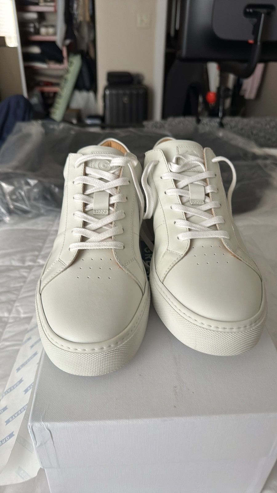 Greats Brand New pair of GREATS Italian leather sneakers Size US 9.5 / EU 42-43 - 9 Thumbnail