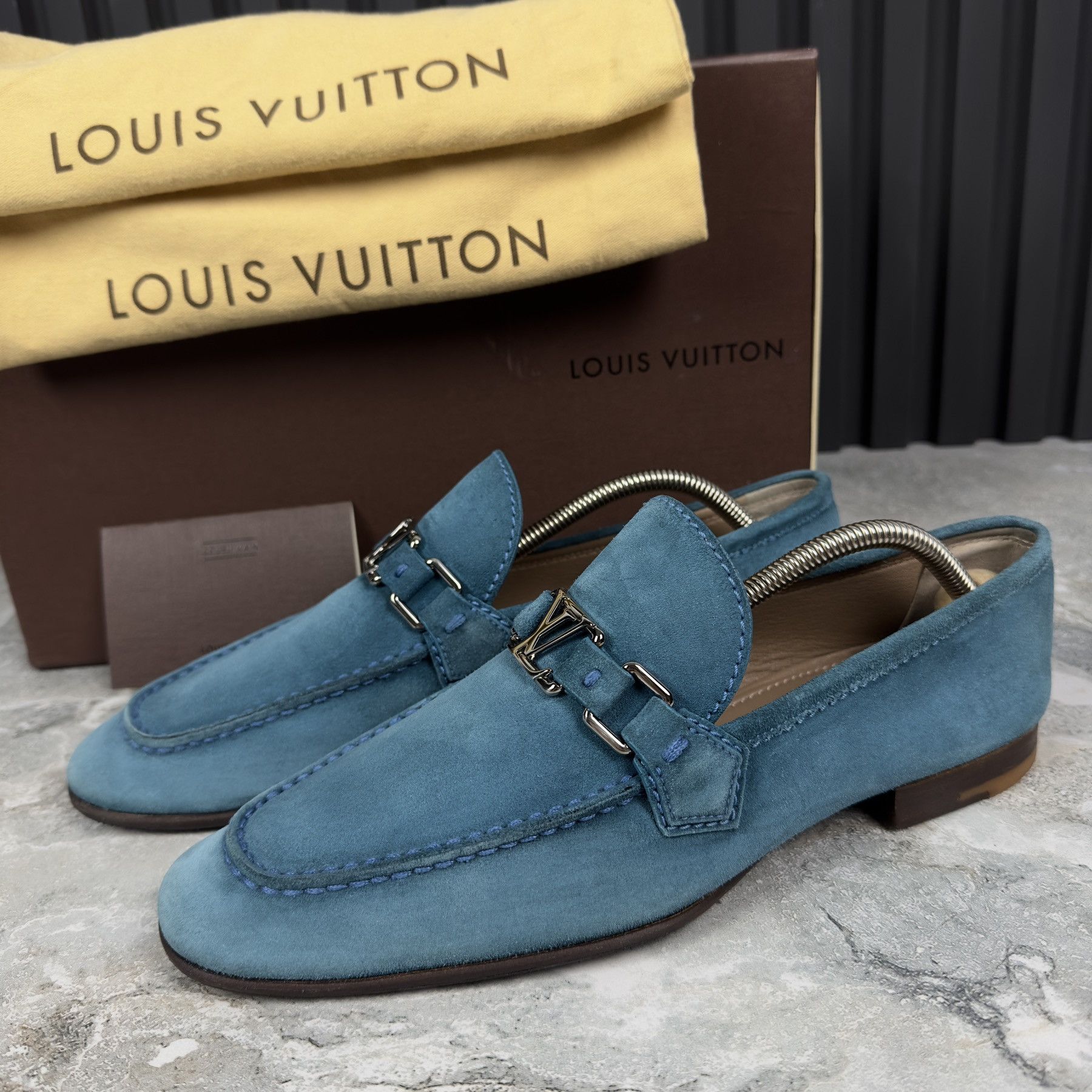 image of Louis Vuitton Lexington Loafers Suede 8 Lv in Blue, Men's (Size 9)
