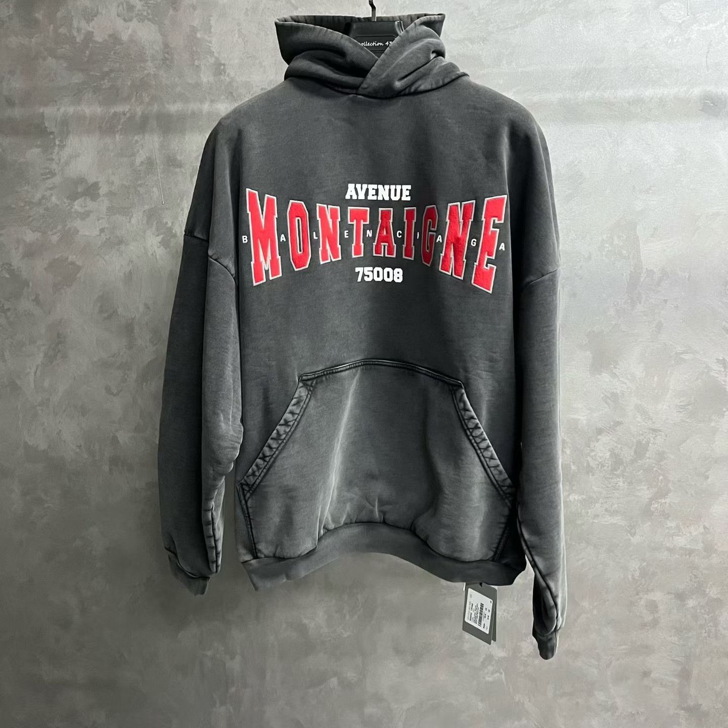 Balenciaga Balenciaga Casual Printed Black Hoodie xxs Men Size US XXS / EU 40 - 1 Thumbnail