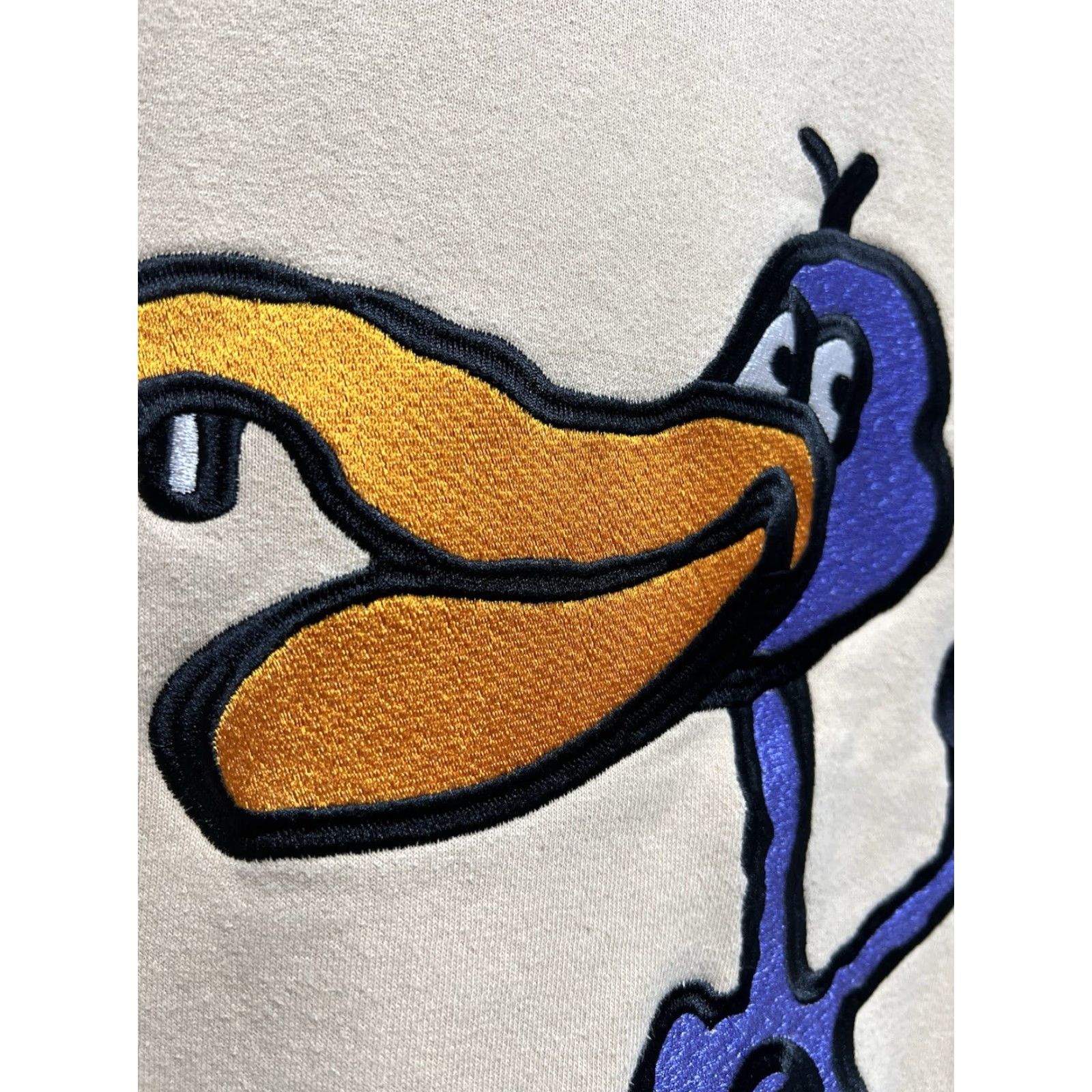 Obey OBEY Large Crew Neck Long Sleeve Sweatshirt Pullover Embroidered Disco Duck Tan Brown Cotton Blend Men L Size US L / EU 52-54 / 3 - 3 Thumbnail