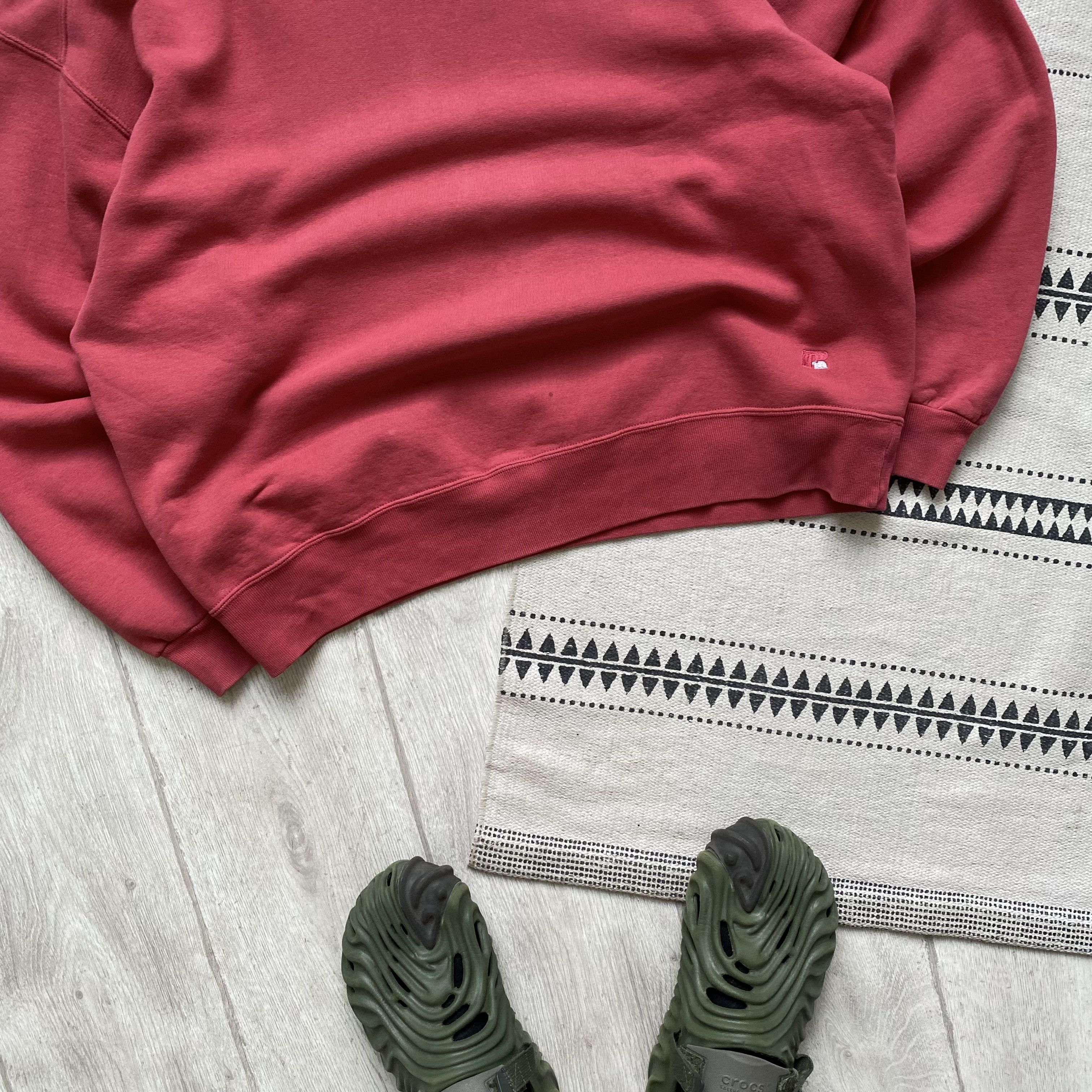 Russell Athletic Vintage 90s Russell Athletic Boxy Sweatshirt cropped Size US L / EU 52-54 / 3 - 3 Thumbnail