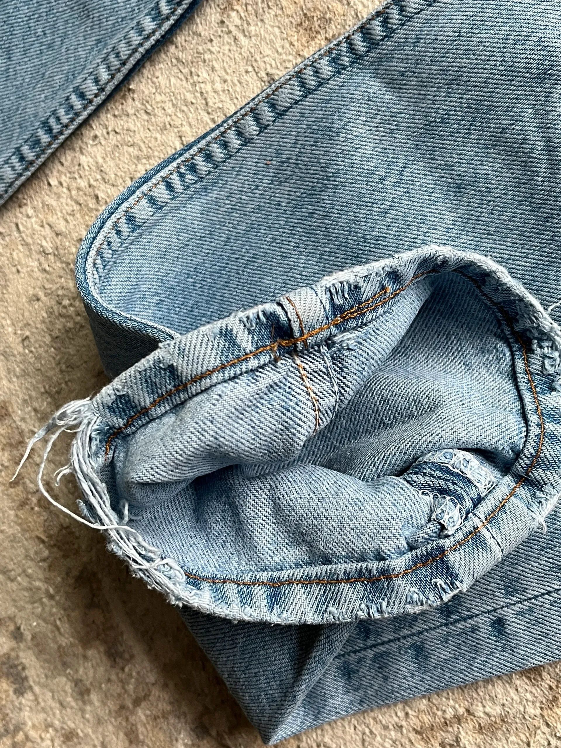 Levi's Levi’s 536 Jeans Denim Sz W 31 L 32 Men’s Vintage 1994 Size US 31 - 6 Thumbnail