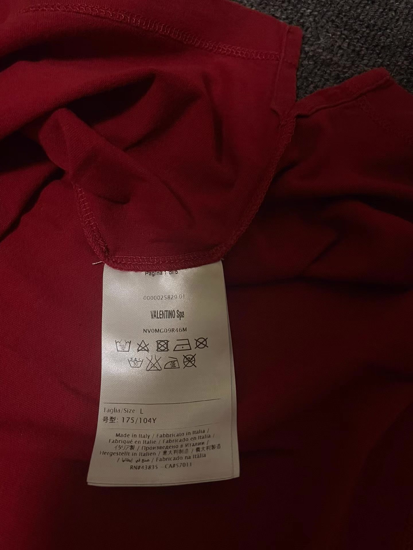 Valentino Valentino Red Short-Sleeve T-Shirt Size US L / EU 52-54 / 3 - 6 Thumbnail