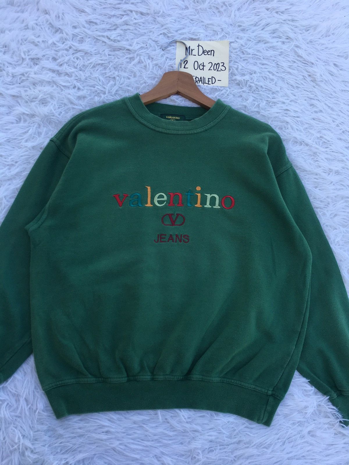 Valentino Rare Vintage Valentino Spellout Sweater Size US M / EU 48-50 / 2 - 5 Thumbnail
