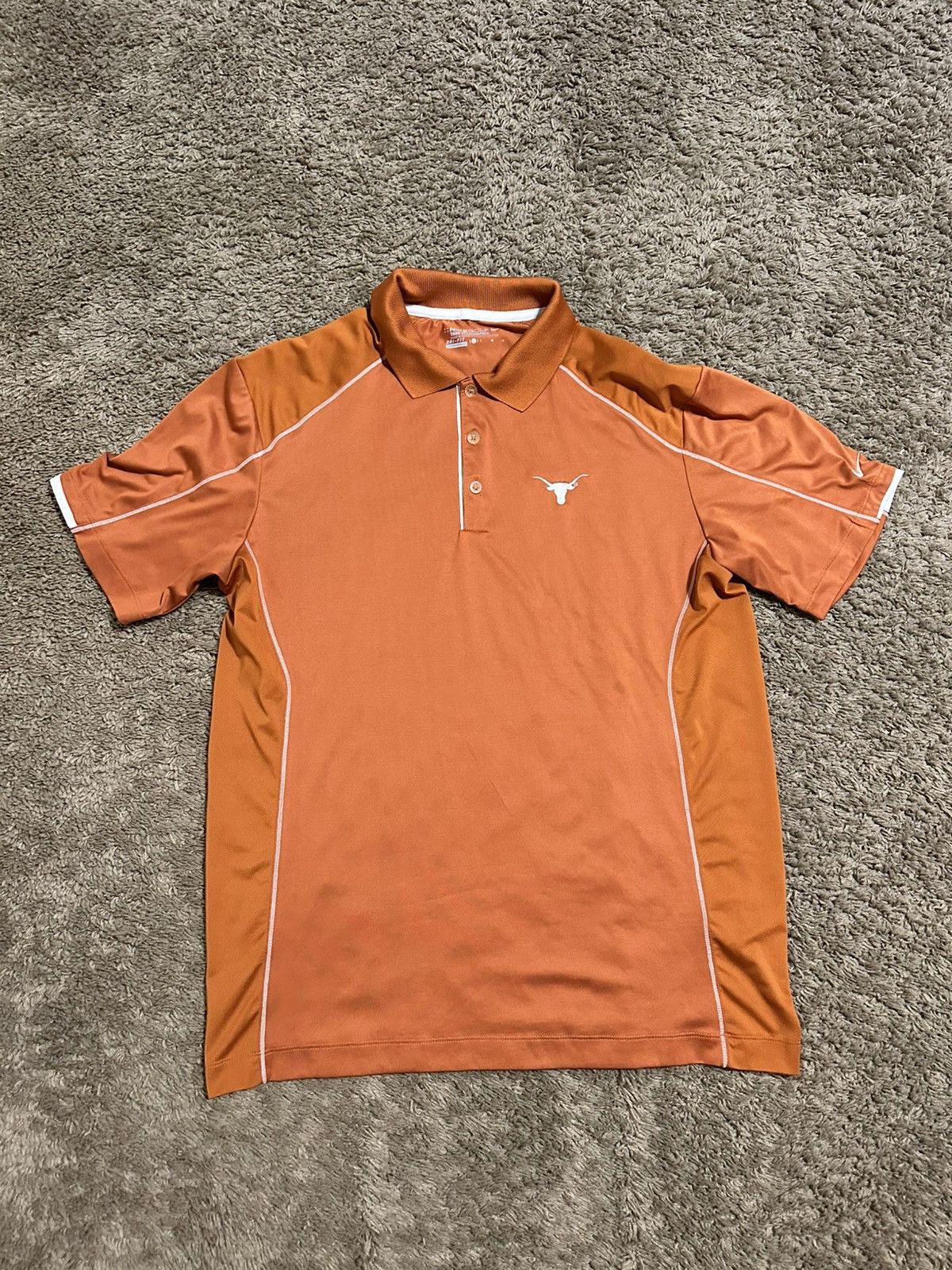 NCAA Vintage NCAA Nike Texas Longhorns shirt00s size Large Size US L / EU 52-54 / 3 - 1 Thumbnail