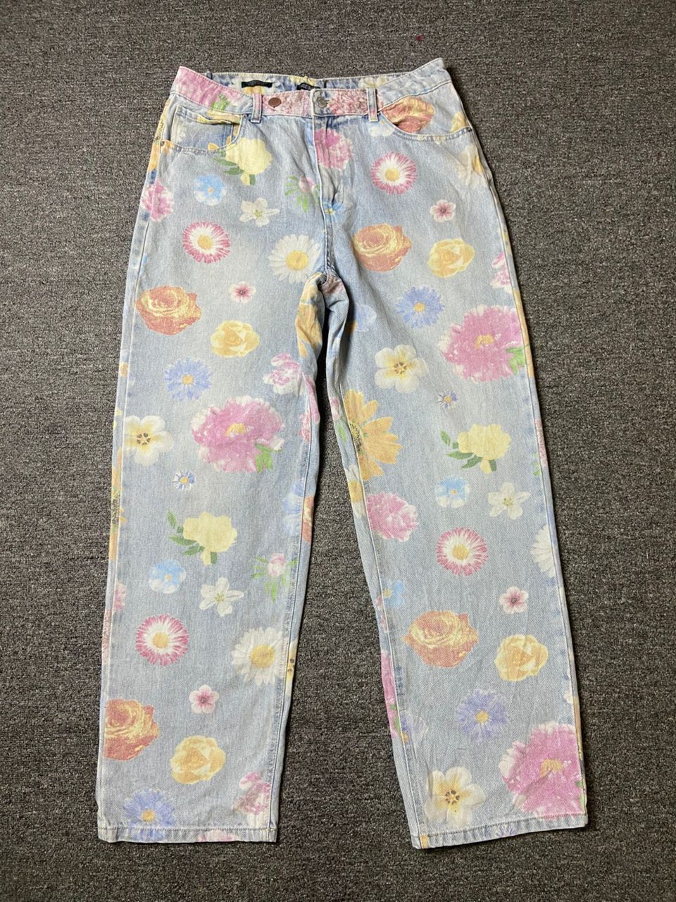 Designer × Japanese Brand × Vintage Wild Fable 70’s Flowers Inspired Tapered Jeans (129) Size US 32 / EU 48 - 1 Thumbnail