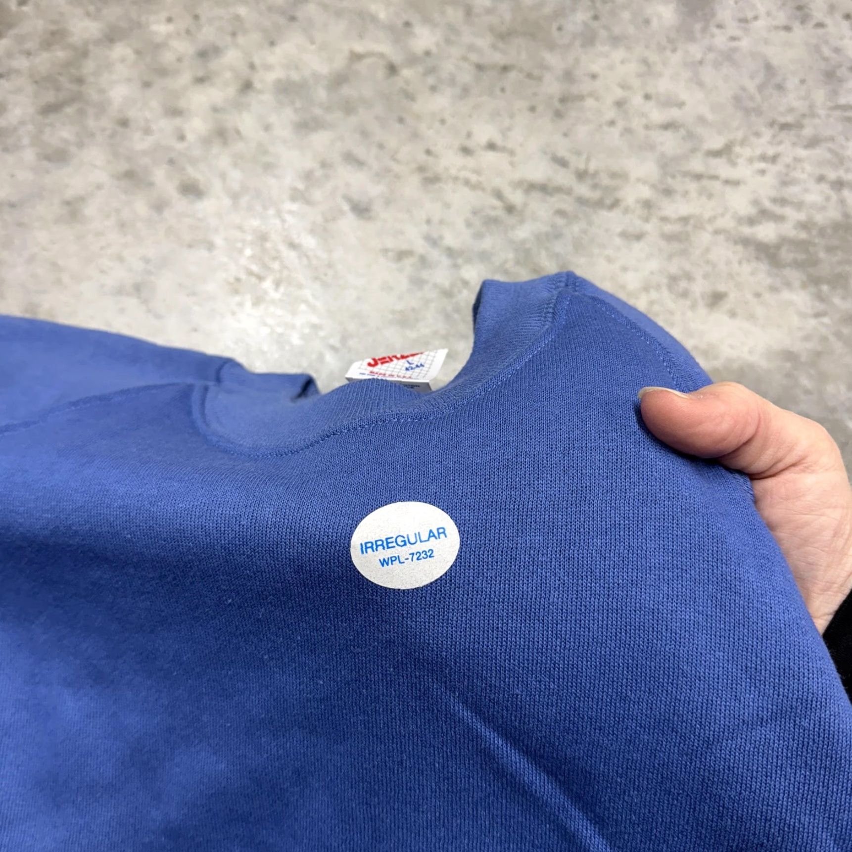 Jerzees VINTAGE Jerzees Sweatshirt Mens Large Blue Blank Crewneck Pullover Made USA 80s Size US L / EU 52-54 / 3 - 2 Thumbnail