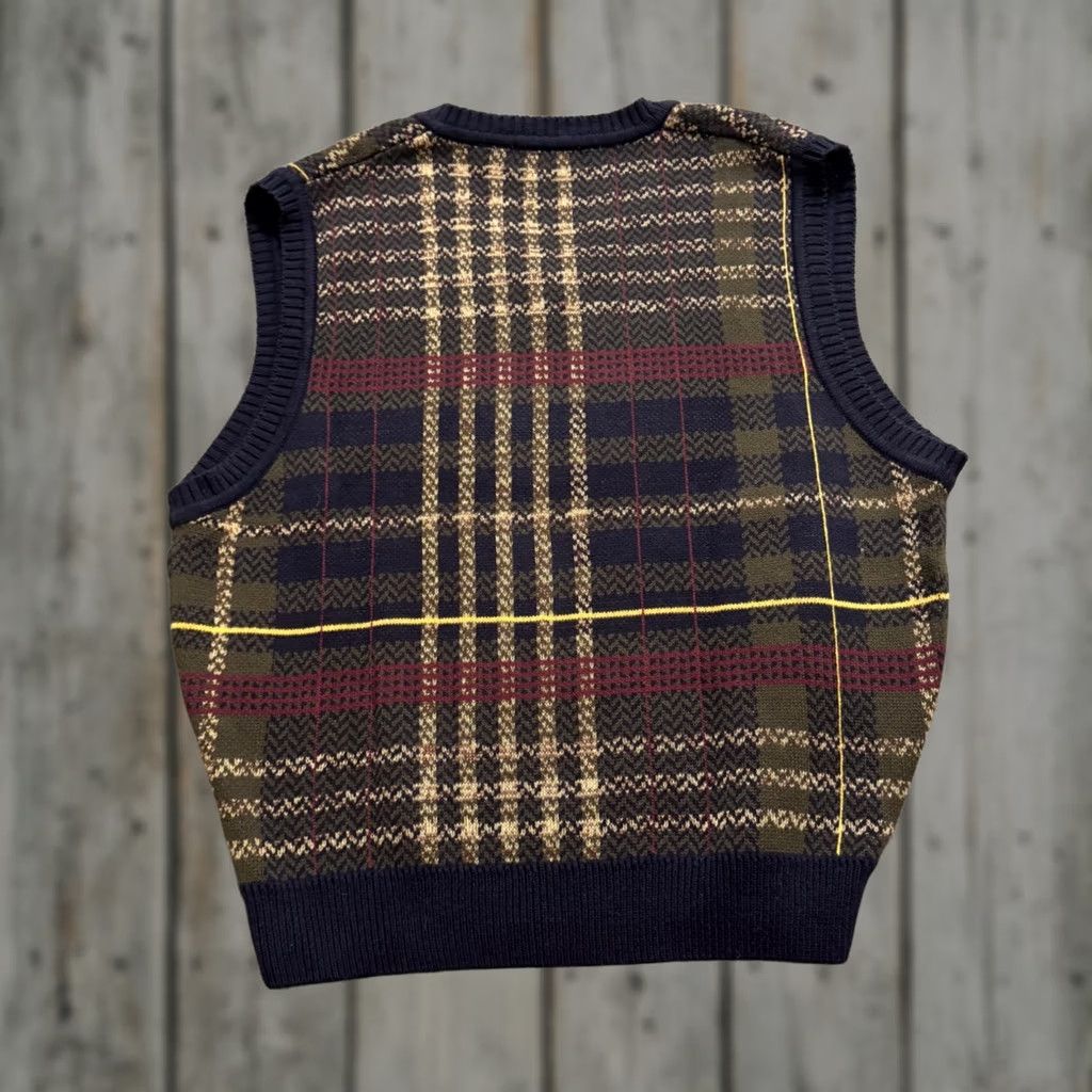 Vintage VTG Knitted Sweater Vest Patterned Mens 2XL New York Striped Round-tree Size US XXL / EU 58 / 5 - 1 Thumbnail