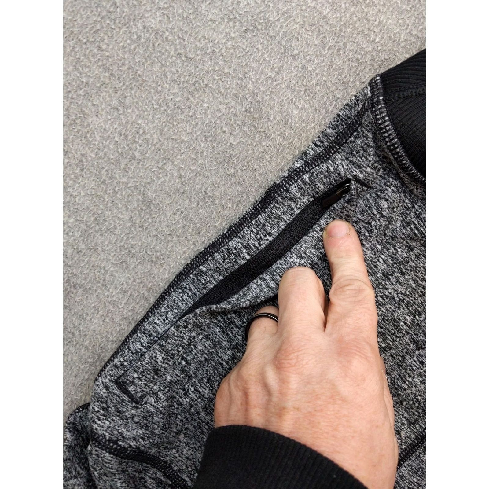 Duluth Trading Company Duluth Trading Co Leggings Womens L Gray Stretch Pockets Zip Stirrup Ankle Yoga Gym Running Knit Flecked Slim Fit Regular Size 36" / US 14 / IT 50 - 5 Thumbnail