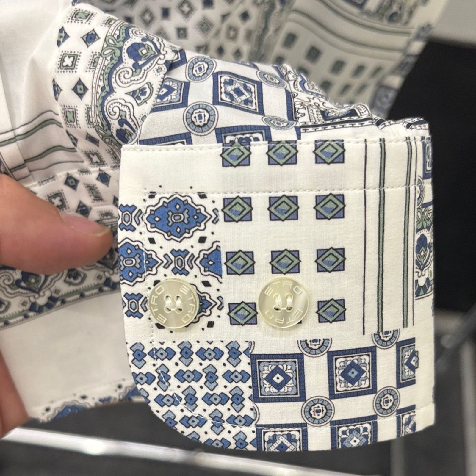 Etro NWT Etro White and Blue Geometric Shirt Size 44.5 XL Size US XL / EU 56 / 4 - 9 Thumbnail