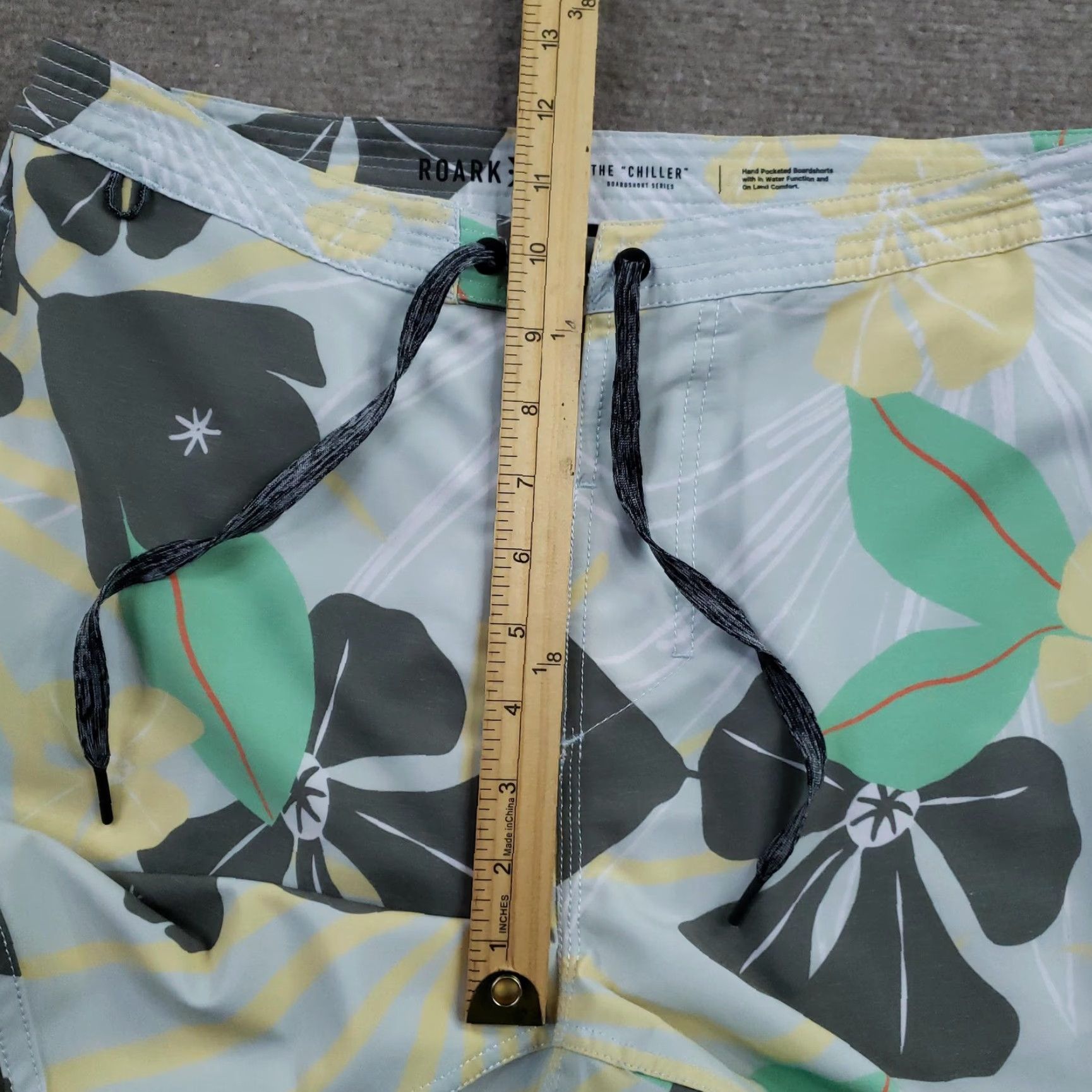 Roark Roark Board Shorts Mens 32 Gray Floral Quick Dry Drawstring Back Pocket Notes: N/A Size US 32 / EU 48 - 7 Thumbnail