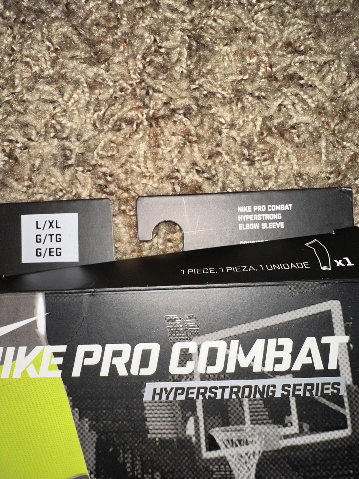 Nike Nike Pro Combat Hyperstrong Elbow Sleeve Size ONE SIZE - 2 Thumbnail