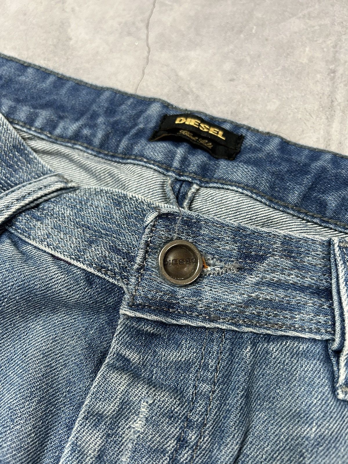 Diesel × Diesel Black Gold × Japanese Brand Vintage Diesel Industry Faded Denim Jeans Pants rare Size US 34 / EU 50 - 6 Thumbnail