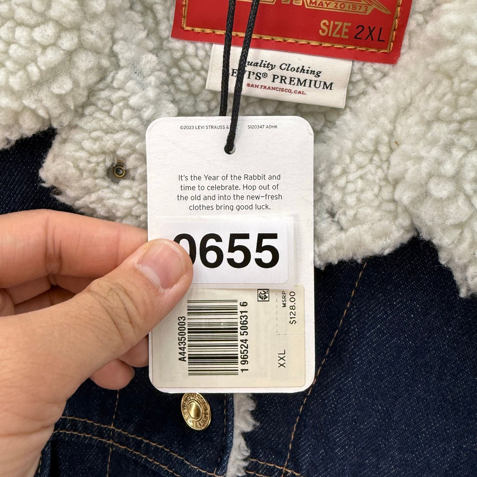 Levi's LEVI'S LIMITED ED WOMEN'S 2XL YEAR OF THE RABBIT 90S TRUCKER Size XXL / US 16-18 / IT 52-54 - 3 Thumbnail