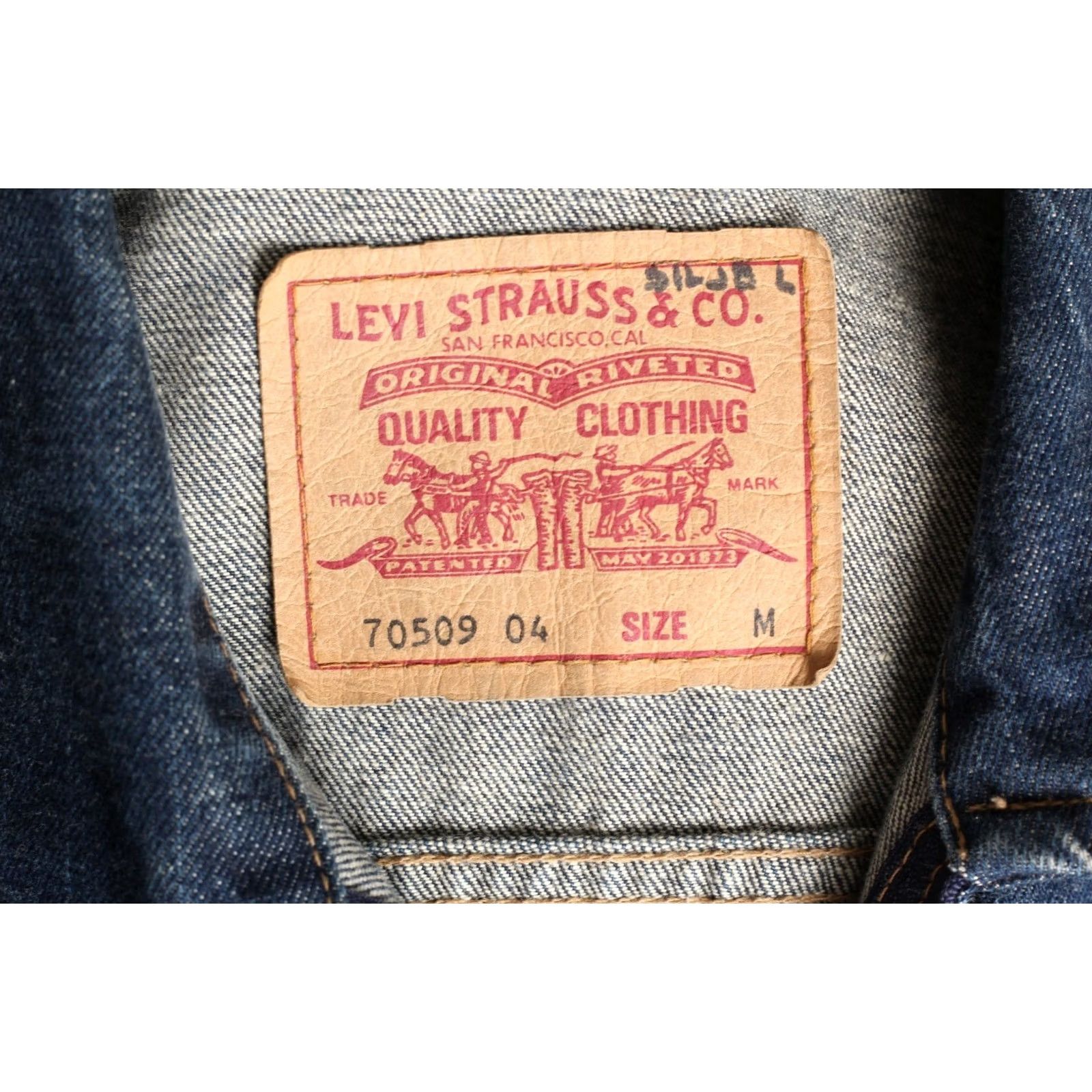 Levi's LEVI’S 70509 04 Vintage Zip Up Denim Trucker Jacket Men M Blue Jeans Jacket Mens VINTAGE Size US 31 - 7 Thumbnail