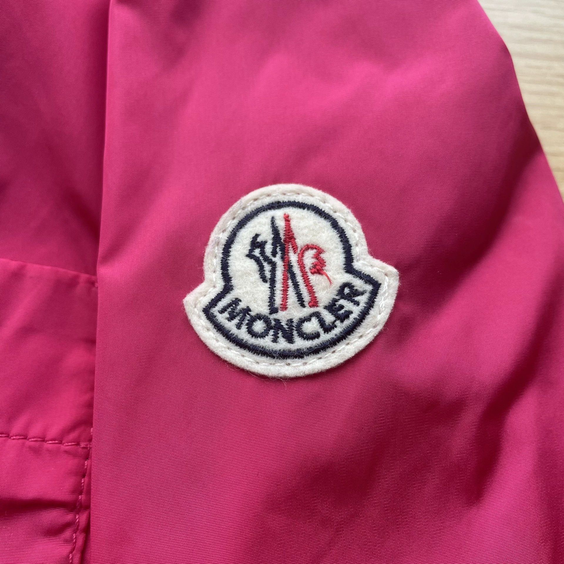 Moncler Moncler Belted Hooded Light Jacket Women's Magenta Size 0 Size XS / US 0-2 / IT 36-38 - 4 Thumbnail