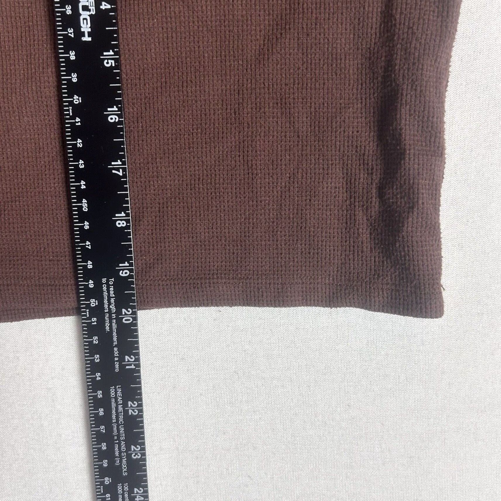 Victoria's Secret VINTAGE? Victoria's Secret VS Long Sleeve Knit Crop Top Womens L Size Brown Button L/S Shirt Size L / US 10 / IT 46 - 6 Thumbnail