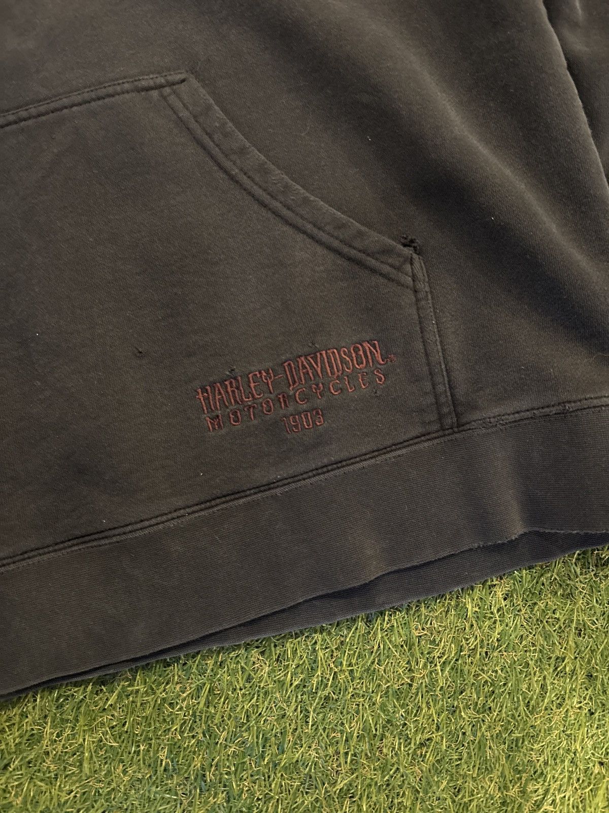 Harley Davidson Vintage harley davidson skull hoodie size large Size US L / EU 52-54 / 3 - 4 Thumbnail