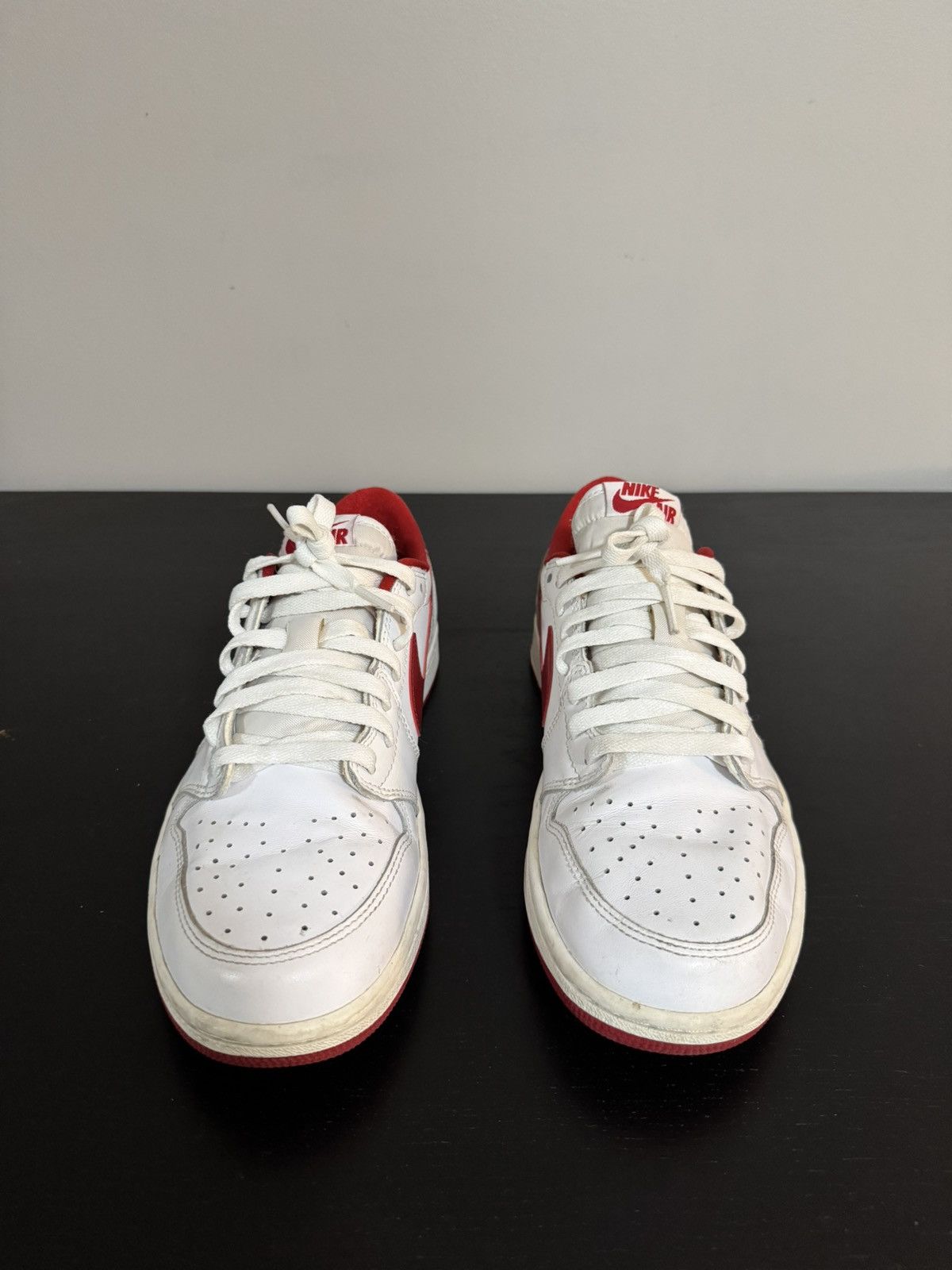 Jordan Brand Jordan 1 Low OG Metallic Red Size US 10 / EU 43 - 2 Thumbnail