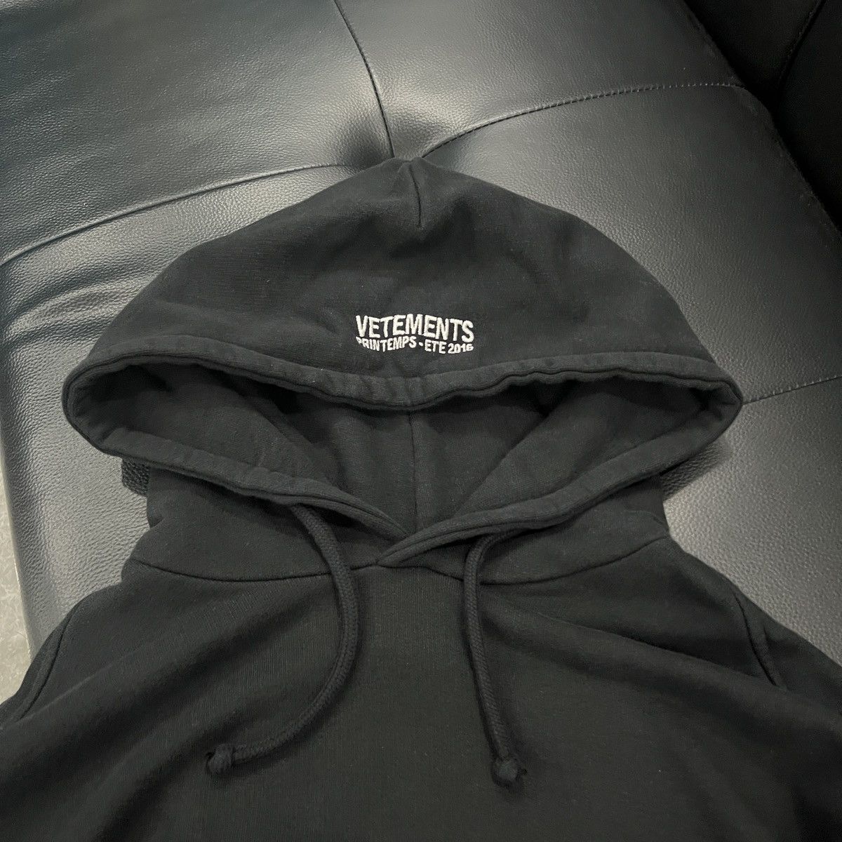 Vetements Vetements SS16 OG “Titanic” Hoodie Size US M / EU 48-50 / 2 - 5 Thumbnail