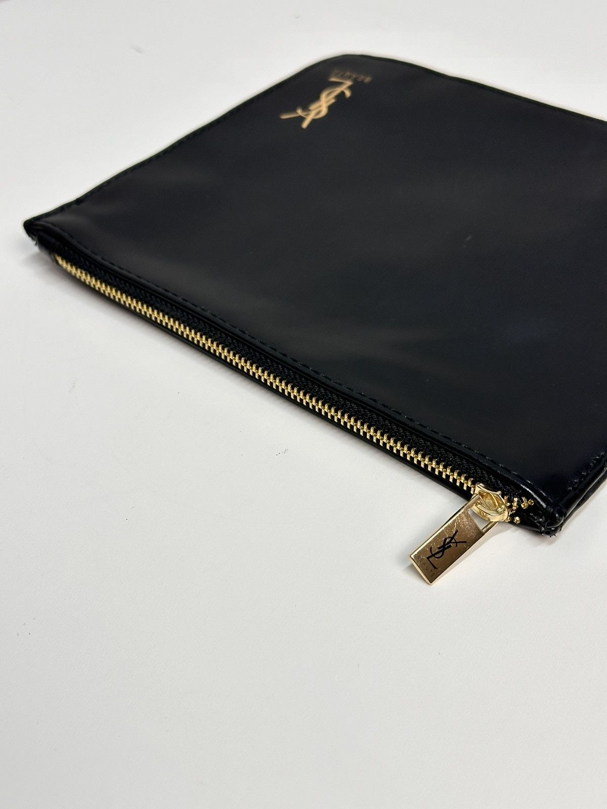 Yves Saint Laurent Yves Saint Laurent Black Leather Clutch Pouch 17x20cm Size ONE SIZE - 11 Thumbnail
