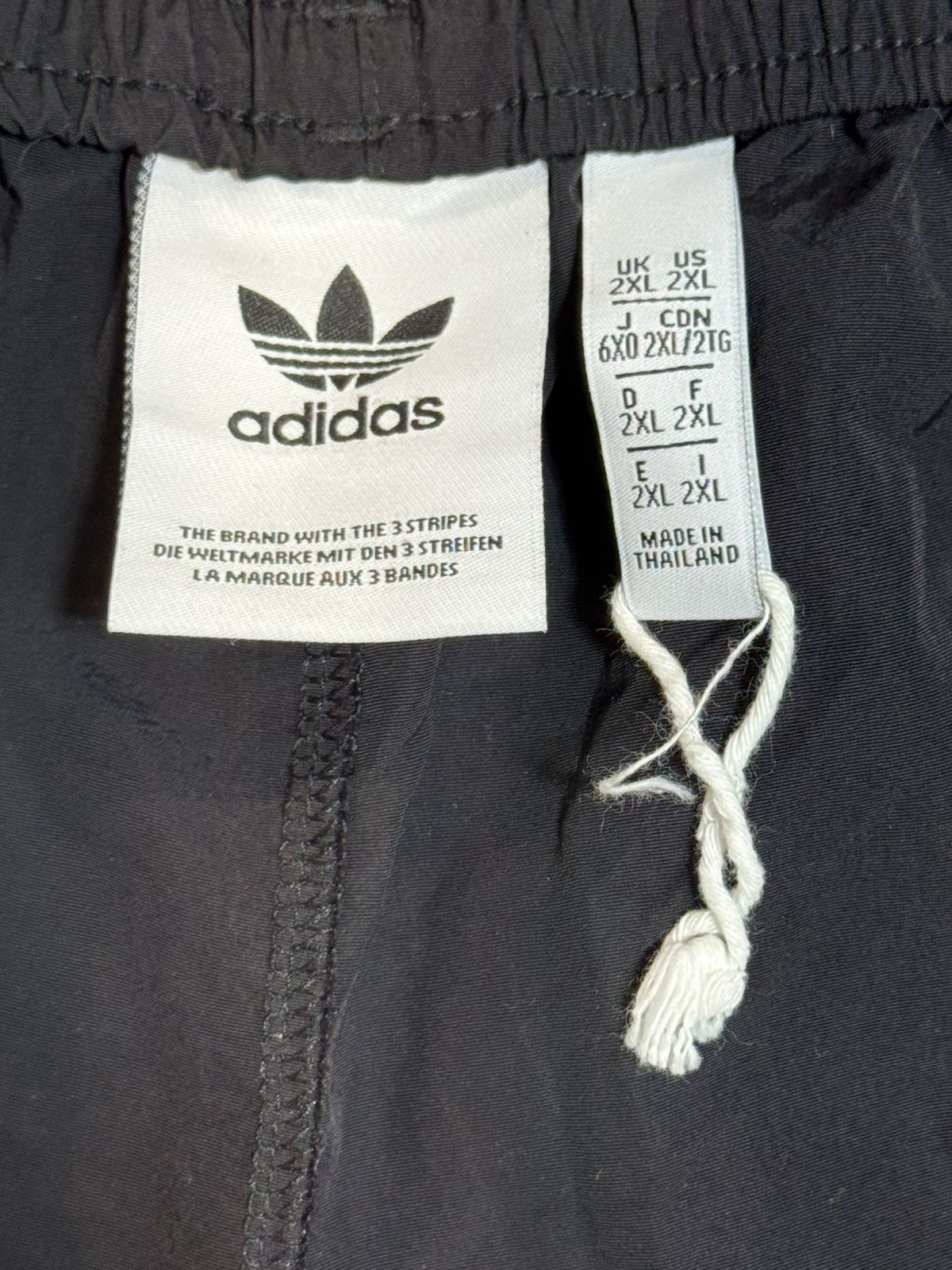 Adidas ADIDAS /// XXL CLEAN SHORT Size US 38 / EU 54 - 10 Thumbnail