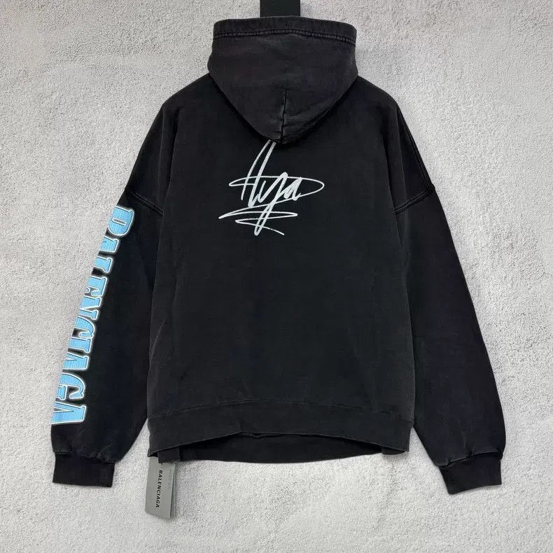 Balenciaga Balenciaga Female Celebrity Poster Washed Black Hoodie Size US S / EU 44-46 / 1 - 2 Thumbnail