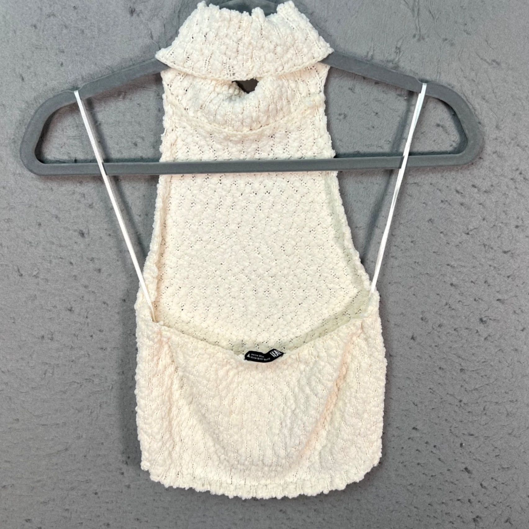 Zara Zara Top Shirt Womens Small White Halter Knit Textured Polyester Blend Cropped Casual Sleeveless Pullover Size S / US 4 / IT 40 - 2 Thumbnail